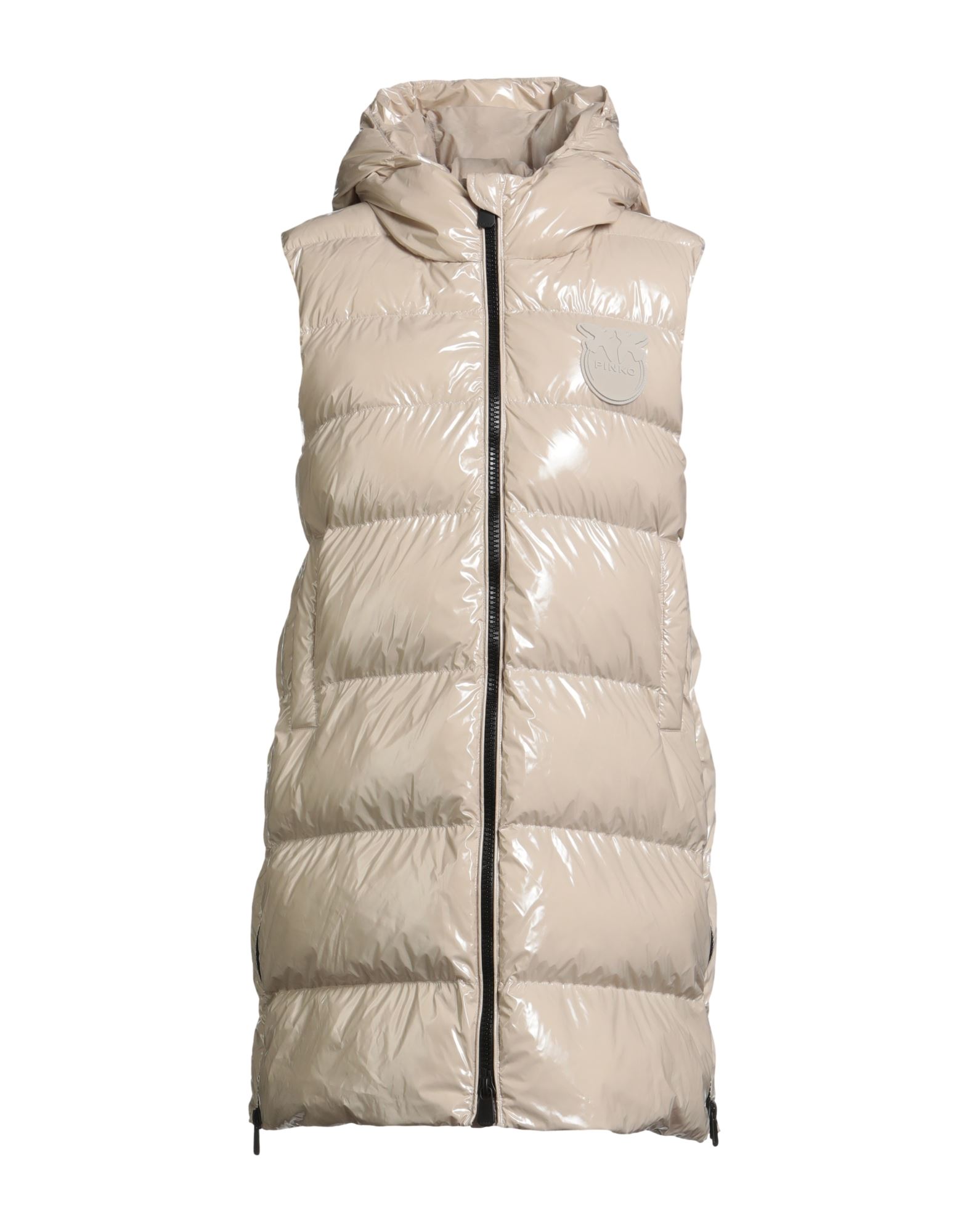 테크니컬 패브릭, 페이턴트 효과, 브랜드 로고, 솔리드 컬러, 후드, 슬리브리스, 합성 충전재, 헤비 패딩, 지퍼 여밈, 슬릿 포켓, 지퍼 헴라인, 세탁기로 세탁, 표백 금지, 건조기 사용불가. 이미지