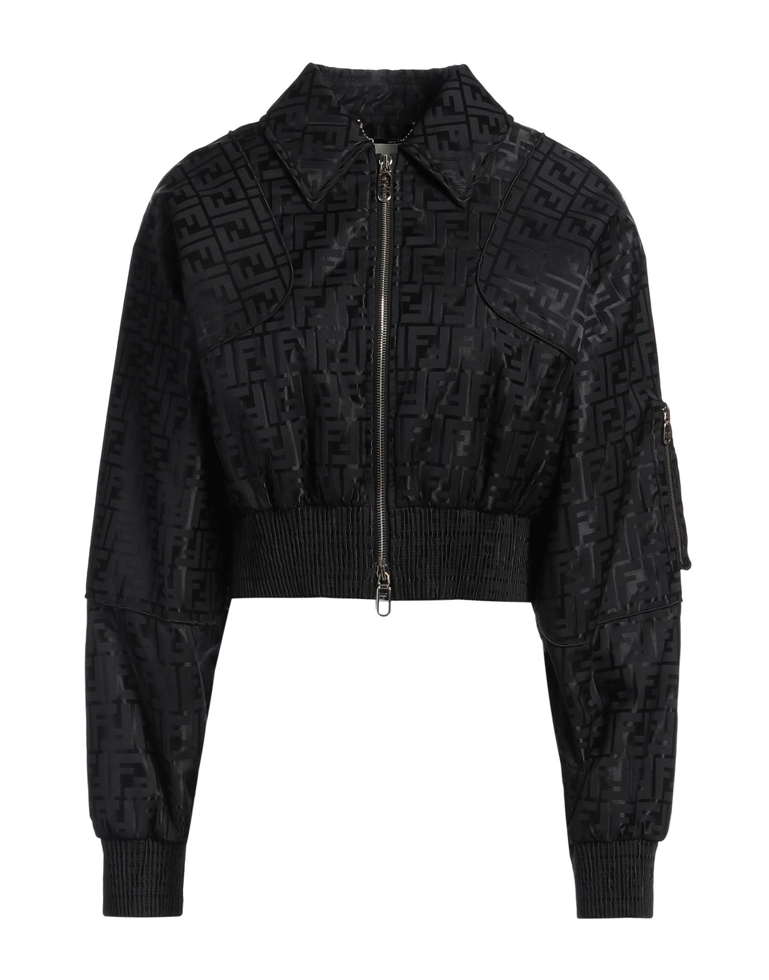 캐주얼 자켓, 테크니컬 패브릭, 브랜드 로고, 로고 디자인, 클래식 칼라, 롱 슬리브, 엘라스틱 커프스, 안감있음, 지퍼 여밈, 지퍼 포켓, 엘라스틱 헴라인, 드라이클리닝, 표백 금지, 건조기 사용불가. 이미지