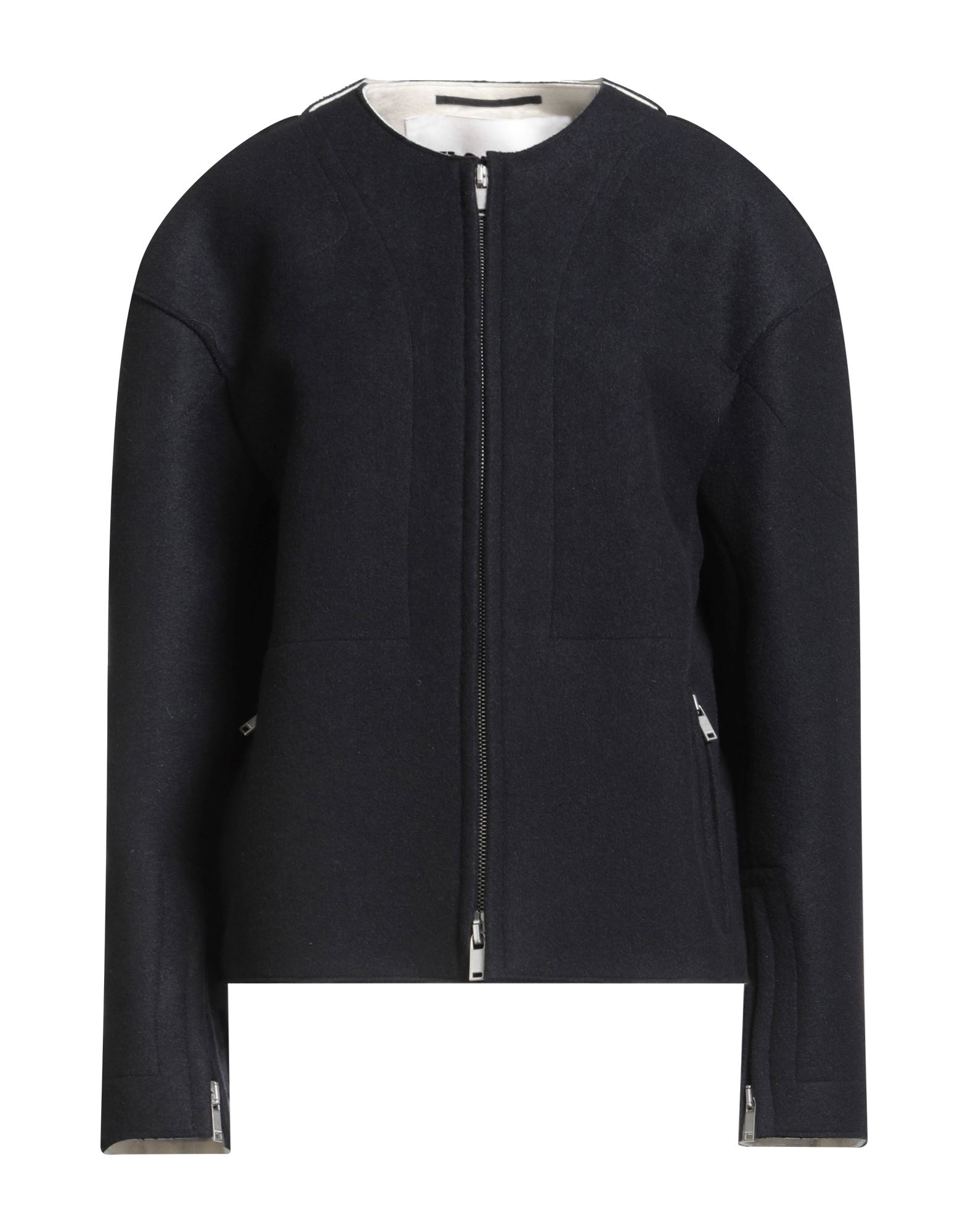 싱글 브레스티드 코트, 울, 장식 부착 없음, 솔리드 컬러, 크루넥, 롱 슬리브, 지퍼 커프스, 안감없음, 지퍼 여밈, 지퍼 포켓, 드라이클리닝, 표백 금지, 건조기 사용불가, 이 브랜드는 사이즈가 크게 나옵니다, 편안함과 우아함이 결합된 격식을 갖춘 세련된 포멀 오피스 룩. 이미지