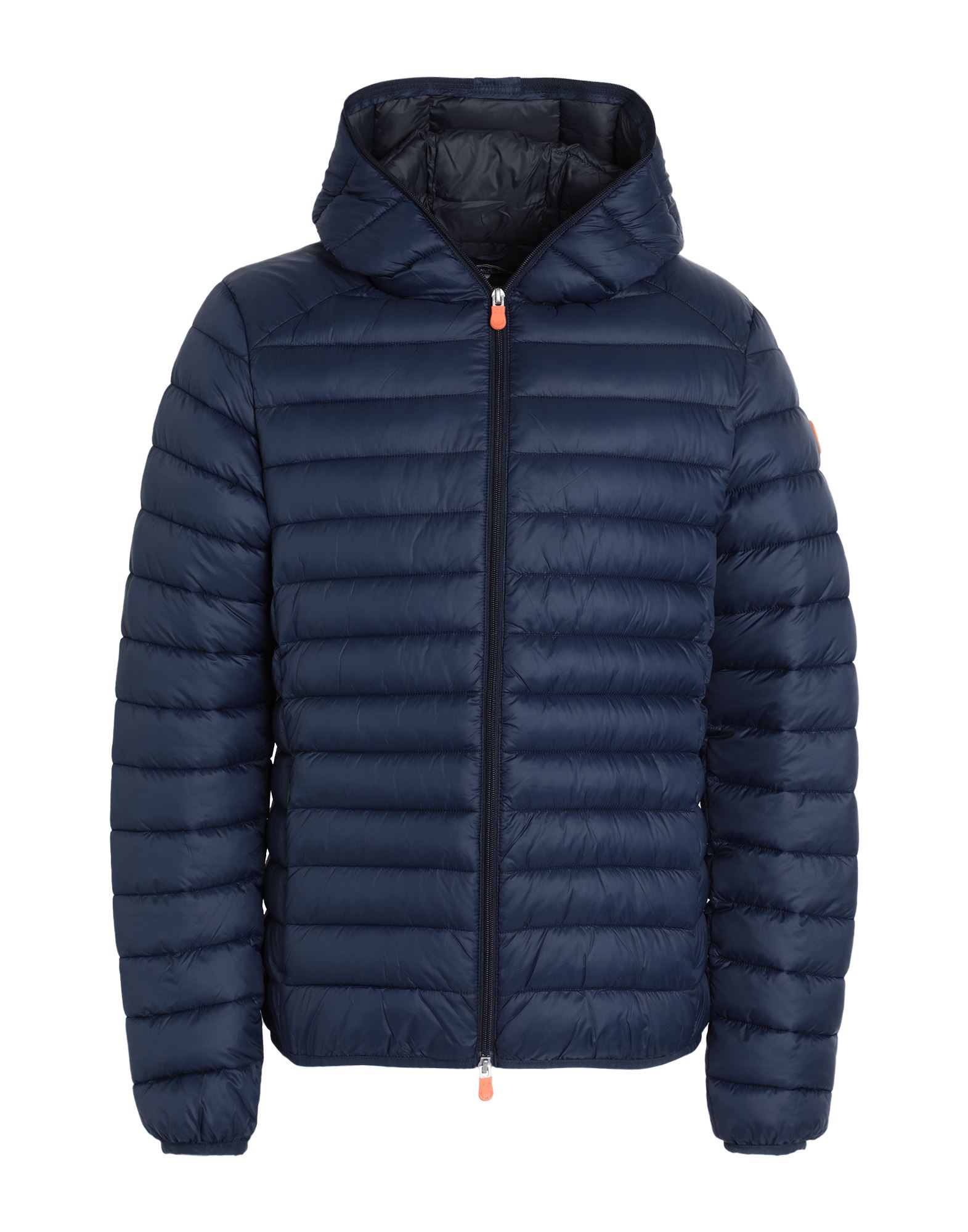 테크니컬 패브릭, 퀼팅, 발수 소재, 브랜드 로고, 솔리드 컬러, 후드, 싱글브레스티드, 롱 슬리브, 내부 패딩, κλείσιμο με φερμουάρ, 멀티 포켓, 지퍼 포켓, 싱글브레스티드 자켓. 이미지