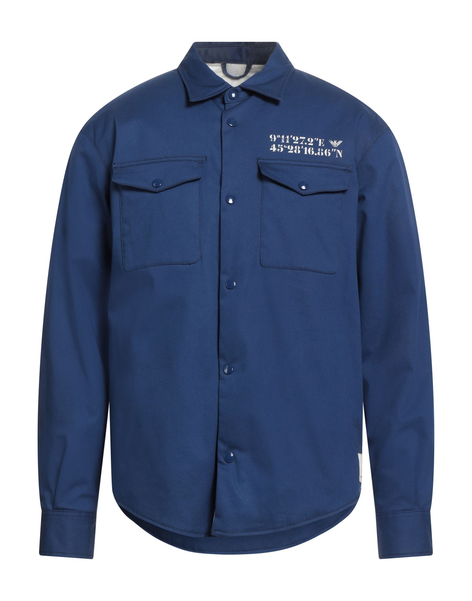 캐주얼 자켓, 트윌, 스트레치 패브릭, 브랜드 로고, 프린트 디테일 솔리드 컬러, 클래식 칼라, 롱 슬리브, 스냅버튼 커프스, 합성 충전재, 라이트 패딩, 스냅버튼 여밈, 슬릿 포켓, 포켓 2개, 세탁기로 세탁, 표백 금지, 건조기 사용불가. 이미지