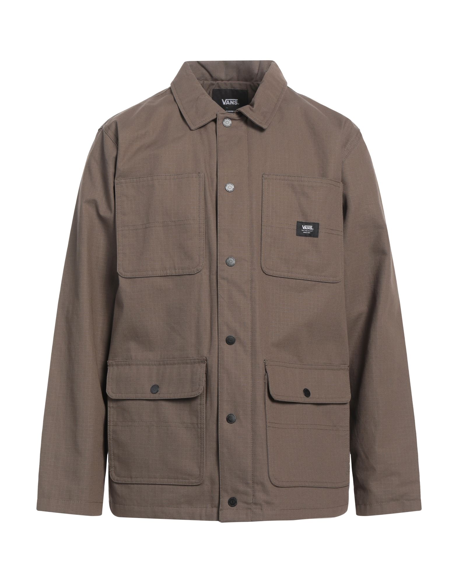 사파리 자켓, 우븐, 솔리드 컬러, 브랜드 로고, 클래식 칼라, 롱 슬리브, 안감없음, 스냅버튼 여밈, 지퍼 여밈, 멀티 포켓, 세탁기로 세탁, 표백 금지, 건조기 사용가능. 이미지