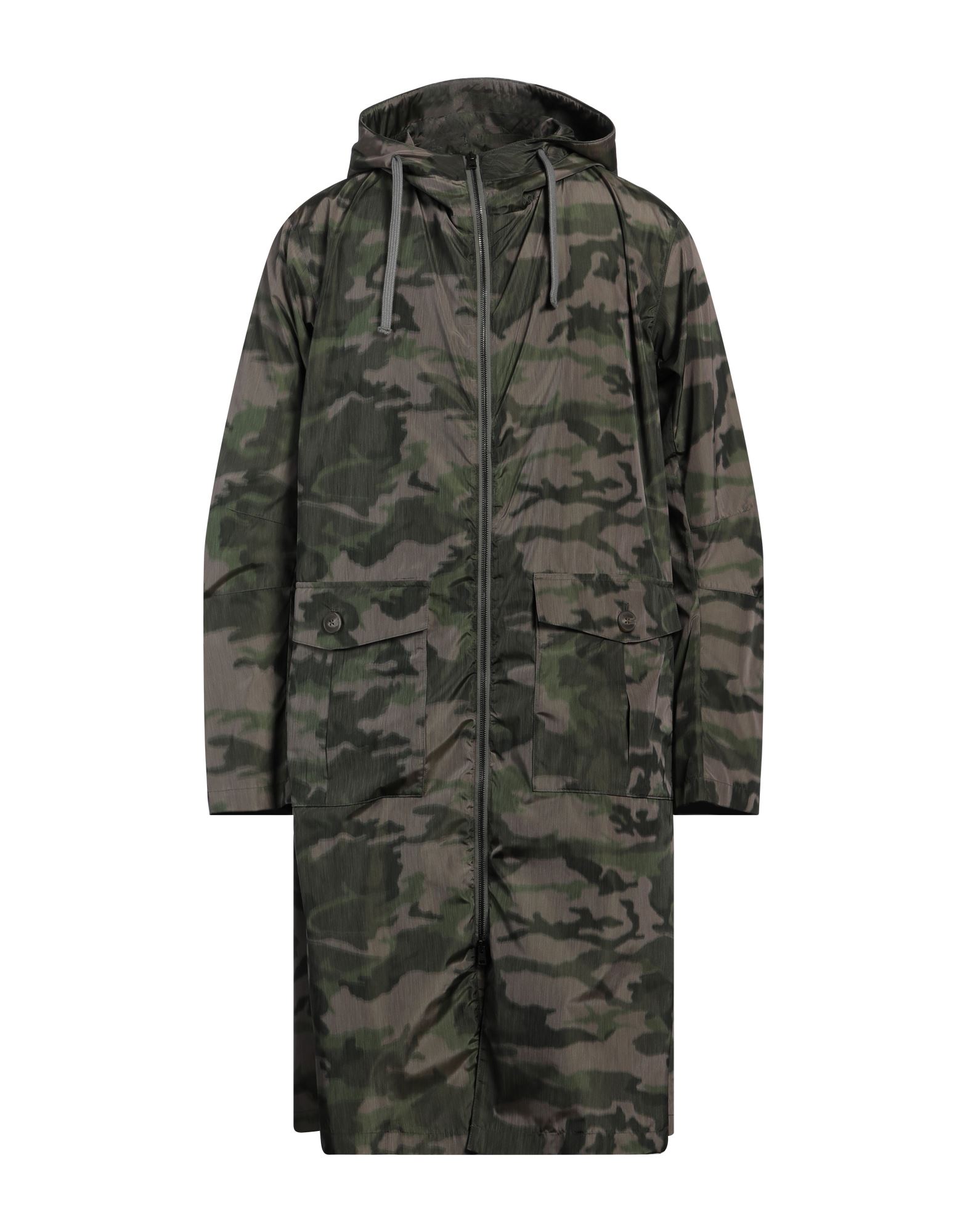 롱 자켓, 테크니컬 패브릭, 카무플라주 패턴, 장식 부착 없음, 후드, 싱글브레스티드, 롱 슬리브, 안감없음, 지퍼 여밈, 멀티 포켓, 드라이클리닝, 표백 금지, 건조기 사용불가. 이미지