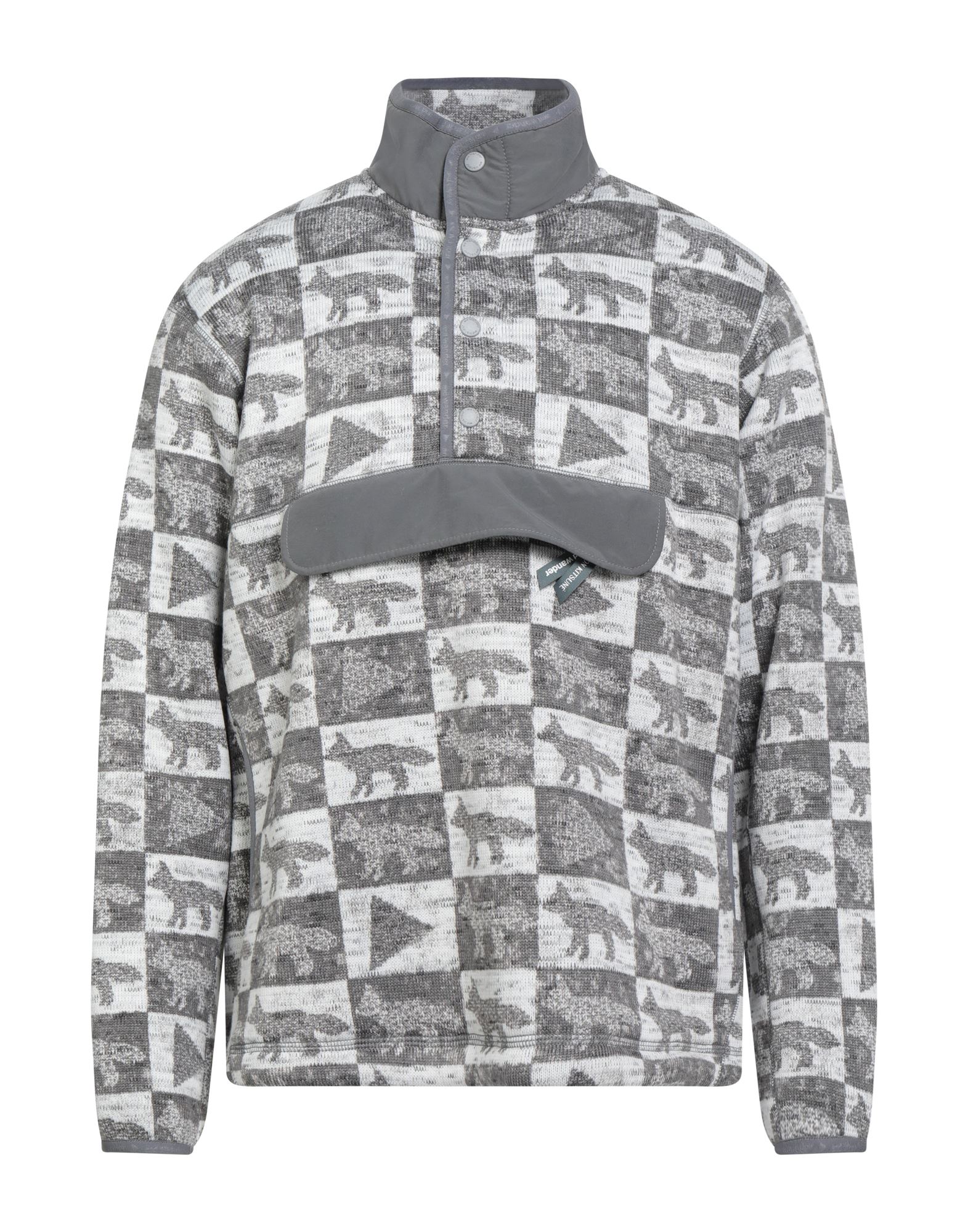 캐주얼 자켓, 니트 소재, 헤비웨이트 니트, 장식 부착 없음, 멀티컬러 패턴, 터틀넥, 롱 슬리브, 안감없음, 스냅버튼 여밈, 슬릿 포켓, 세탁기 세탁 또는 드라이클리닝, 표백 금지, 건조기 사용불가. 이미지