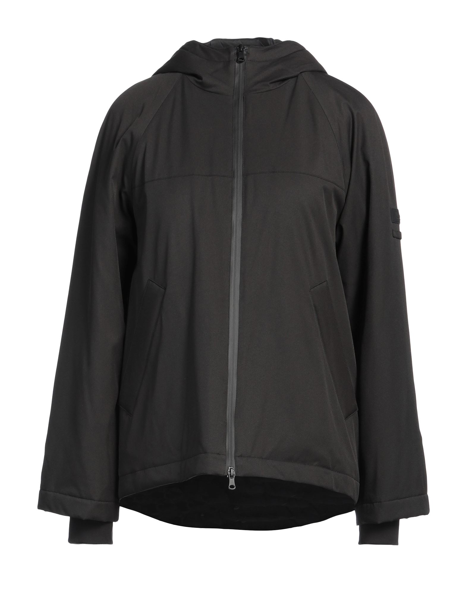 캐주얼 자켓, 테크니컬 패브릭, 트윌, 솔리드 컬러, 브랜드 로고, 후드, 싱글브레스티드, 롱 슬리브, 안감있음, 지퍼 여밈, 멀티 포켓, 드라이클리닝, 표백 금지, 건조기 사용불가, 이 브랜드는 사이즈가 크게 나옵니다. 이미지