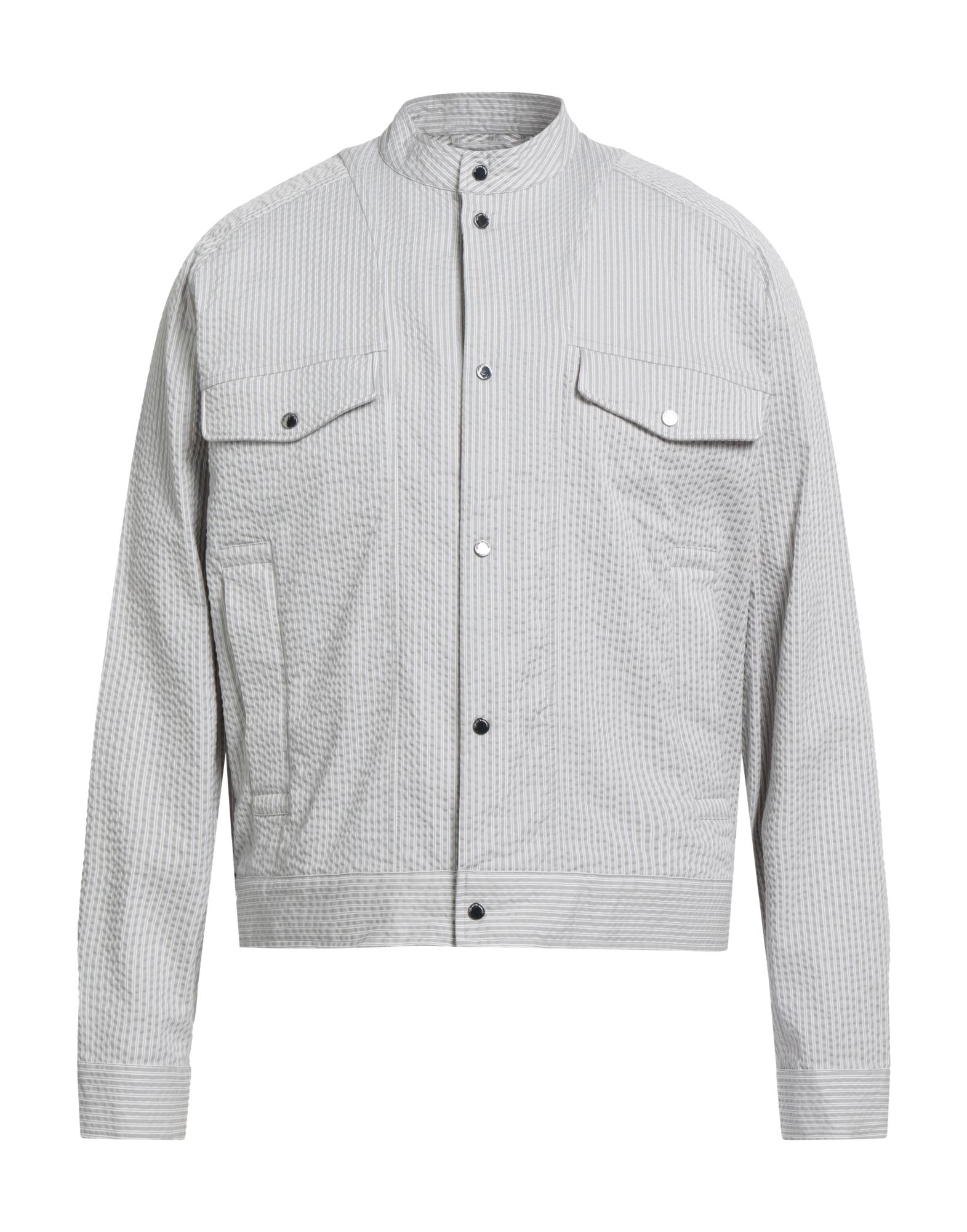 해링턴 자켓, 시어서커, 스트라이프, 브랜드 로고, 스탠드 칼라, 롱 슬리브, 안감없음, 스냅버튼 여밈, 포켓 2개, 지퍼 포켓, 스트레치, 세탁기로 세탁, 표백 금지, 건조기 사용불가. 이미지