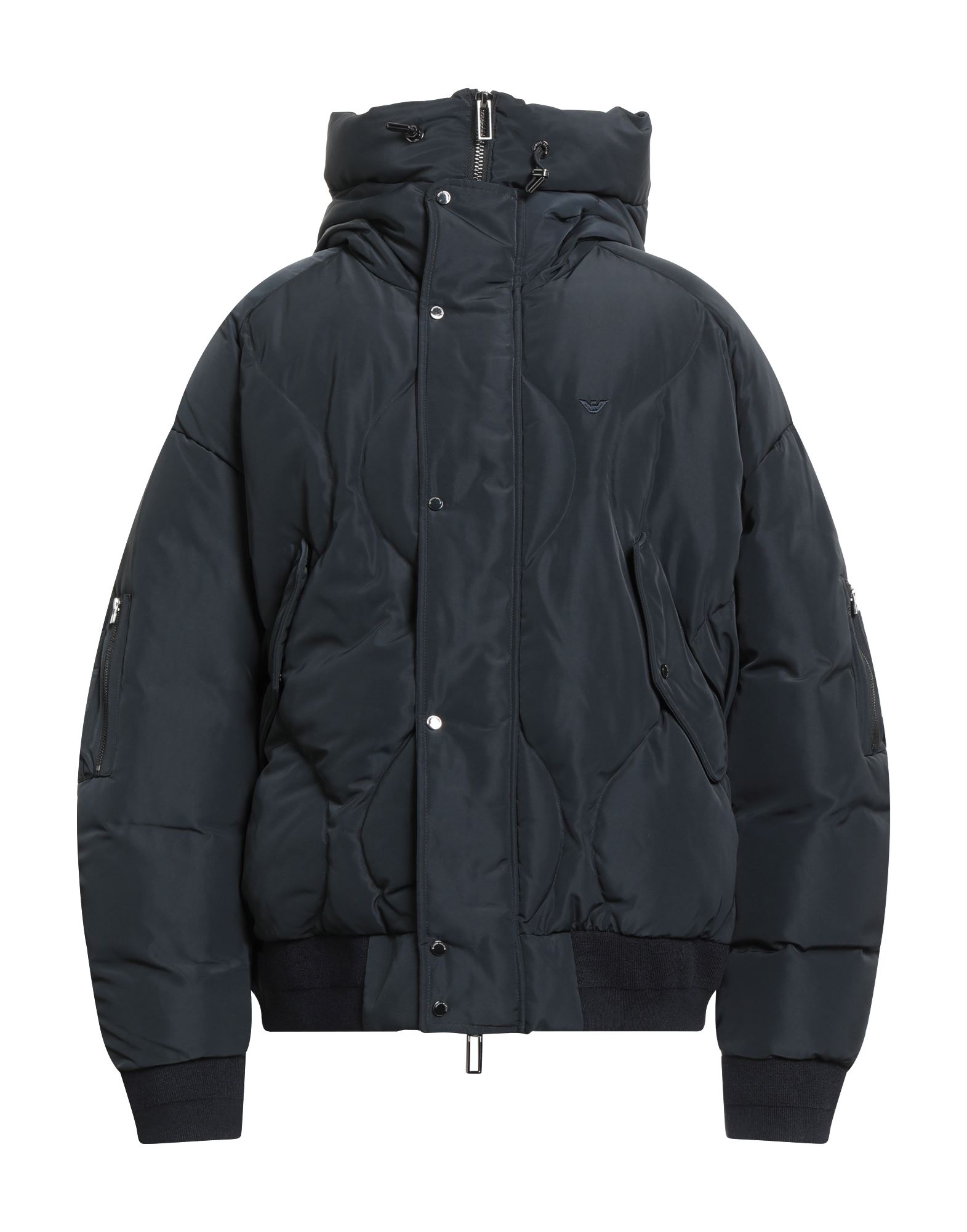 쇼트 다운 자켓, 테크니컬 패브릭, 자수 로고 장식, 브랜드 로고, 니트 트리밍, 솔리드 컬러, 후드, 롱 슬리브, 리브 조직 커프스, 덕 다운 내장, 헤비 패딩, 지퍼 여밈, 스냅버튼 여밈, 벨로즈 포켓, 지퍼 포켓, 동물성 비섬유 자재 함유, 세탁기로 세탁, 표백 금지, 건조기 사용불가. 이미지