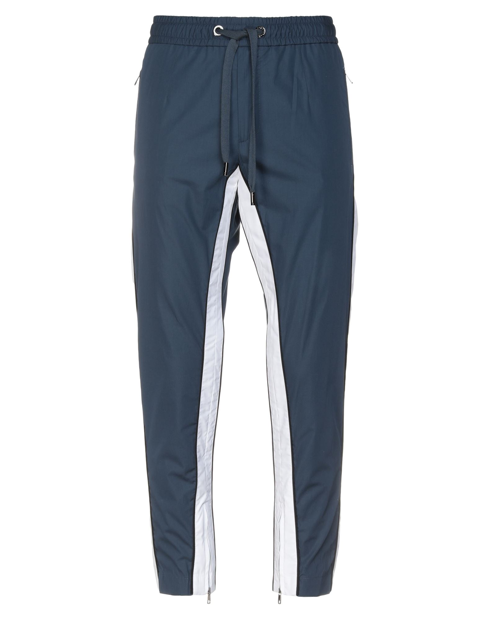 트랙 팬츠, 그로그랭, 솔리드 컬러, 브랜드 로고, 사이드 스트라이프, 노멀 웨이스트, 스키니, 드로스트링 여밈, 멀티 포켓, 운동이나 야외 활동에 적합한, 스타일과 편안함을 모두 갖춘 퍼포먼스 스포츠웨어. 이미지