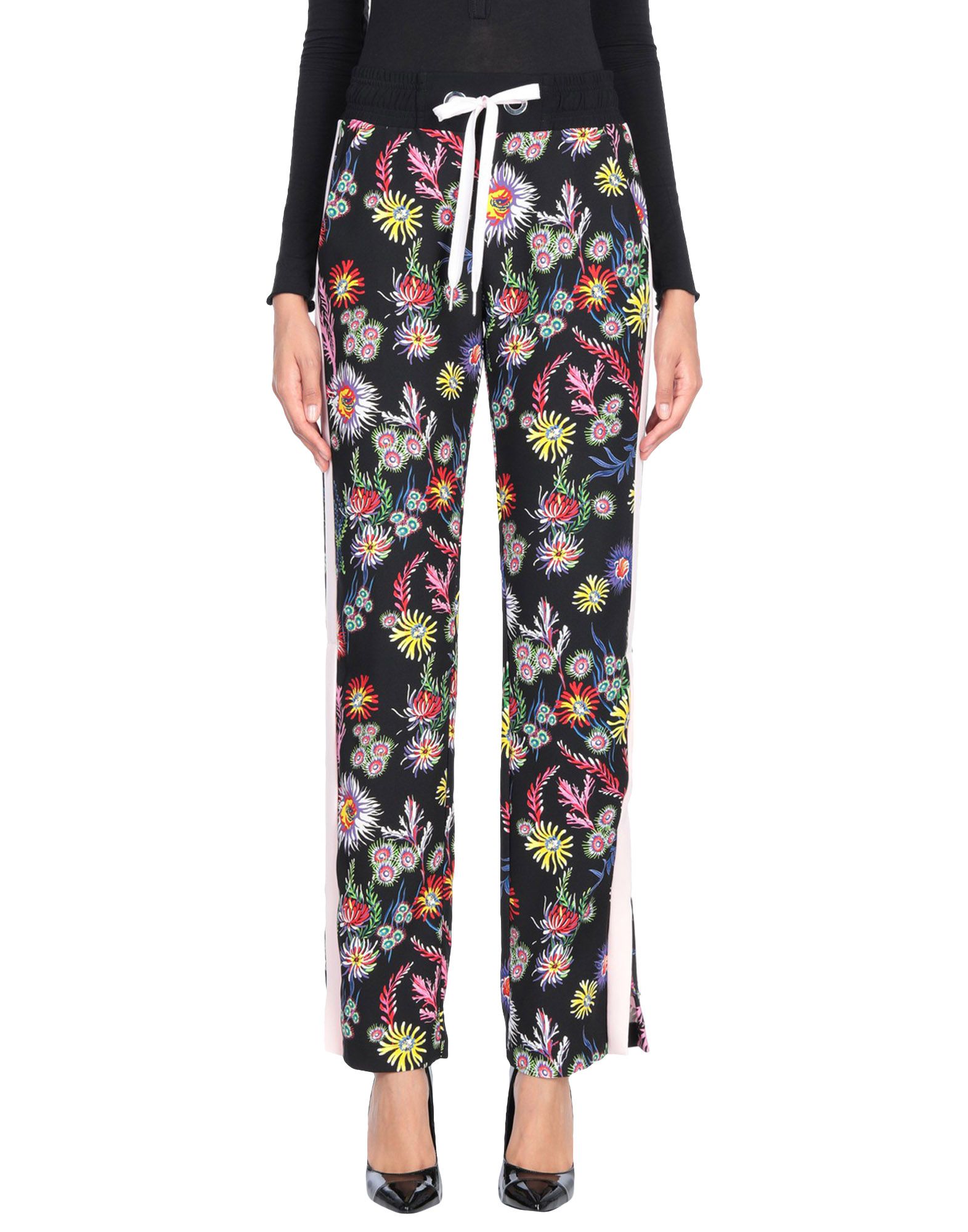 크레이프, 사이드 스트라이프, 플로럴 모티브, 노멀 웨이스트, regular fit, 스트레이트 레그, 드로스트링, 멀티 포켓, 사이드 슬릿 헴라인, 기타 바지. 이미지