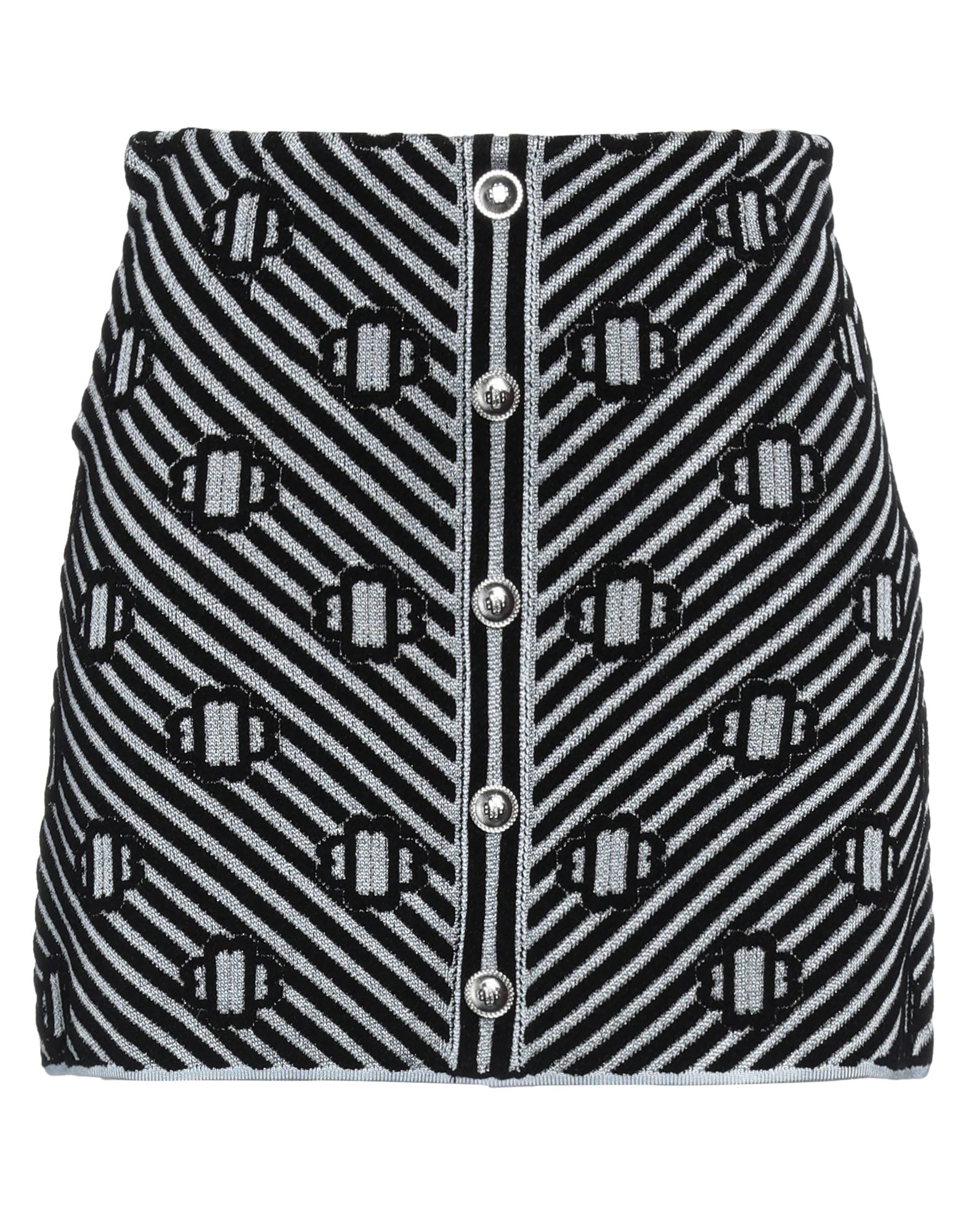 니트 소재, 라메, 라이트웨이트 니트, 메탈 디테일, 스트라이프, 로고 디자인, 안감없음, 지퍼 여밈, 포켓 없음, 플레어 스커트. 이미지