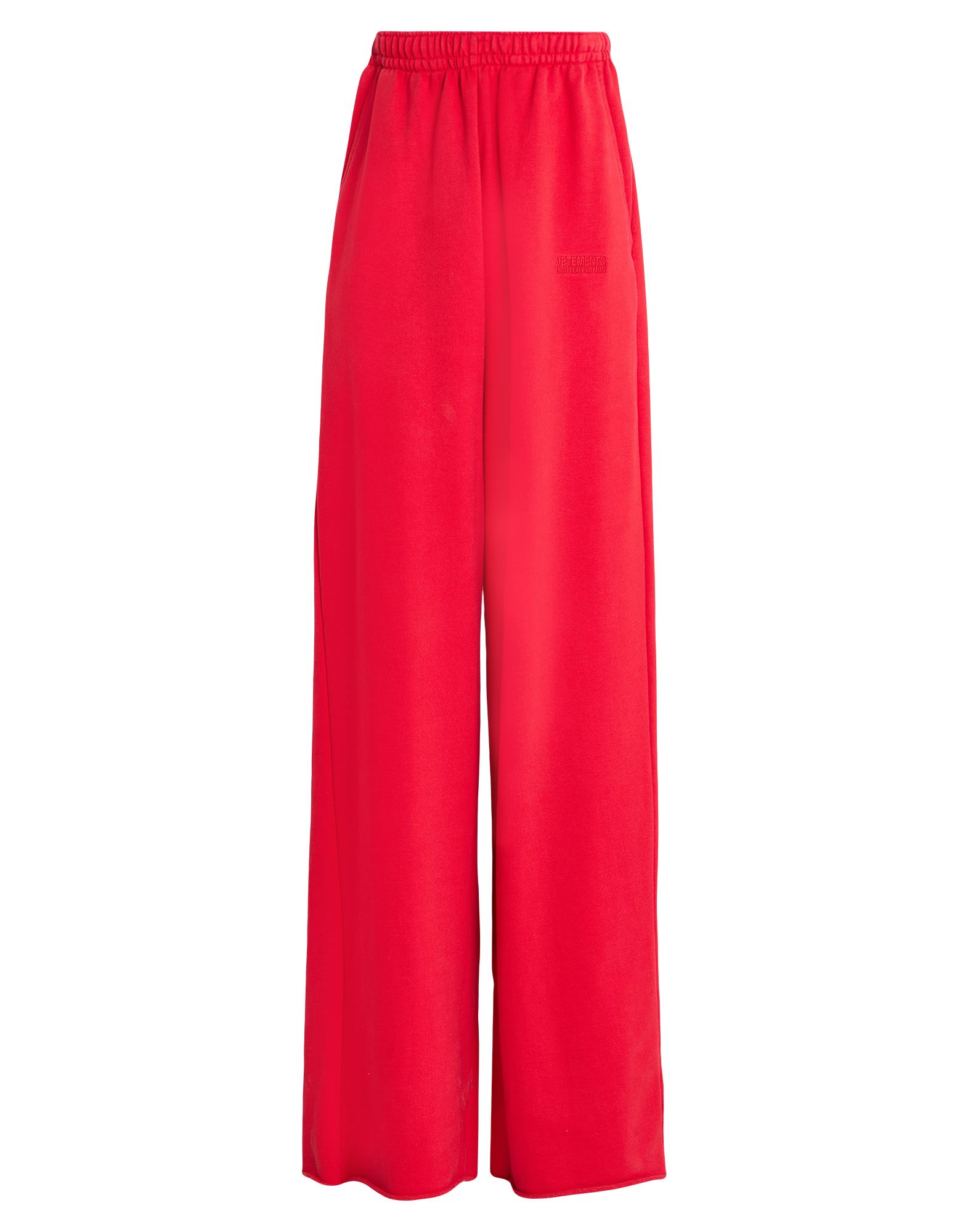 트랙 팬츠, 프렌치 테리, 솔리드 컬러, 자수 로고 장식, 하이 웨이스트, 엘라스틱 웨이스트라인, 컴포트 핏, 슬릿 포켓, 스트레치, 세탁기 세탁 또는 드라이클리닝, 표백 금지, 건조기 사용불가, 운동이나 야외 활동에 적합한, 스타일과 편안함을 모두 갖춘 퍼포먼스 스포츠웨어. 이미지