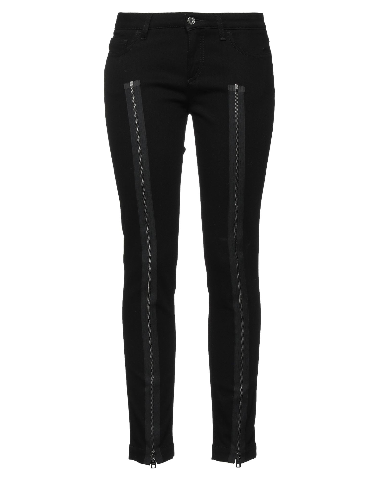 개버딘, 브랜드 로고, 솔리드 컬러, 로우 웨이스트, 테이퍼드 레그, 레귤러 핏, 지퍼 클로저, 1 버튼, 포켓 5개, 지퍼 포켓, 스트레치, 파이브 포켓. 이미지