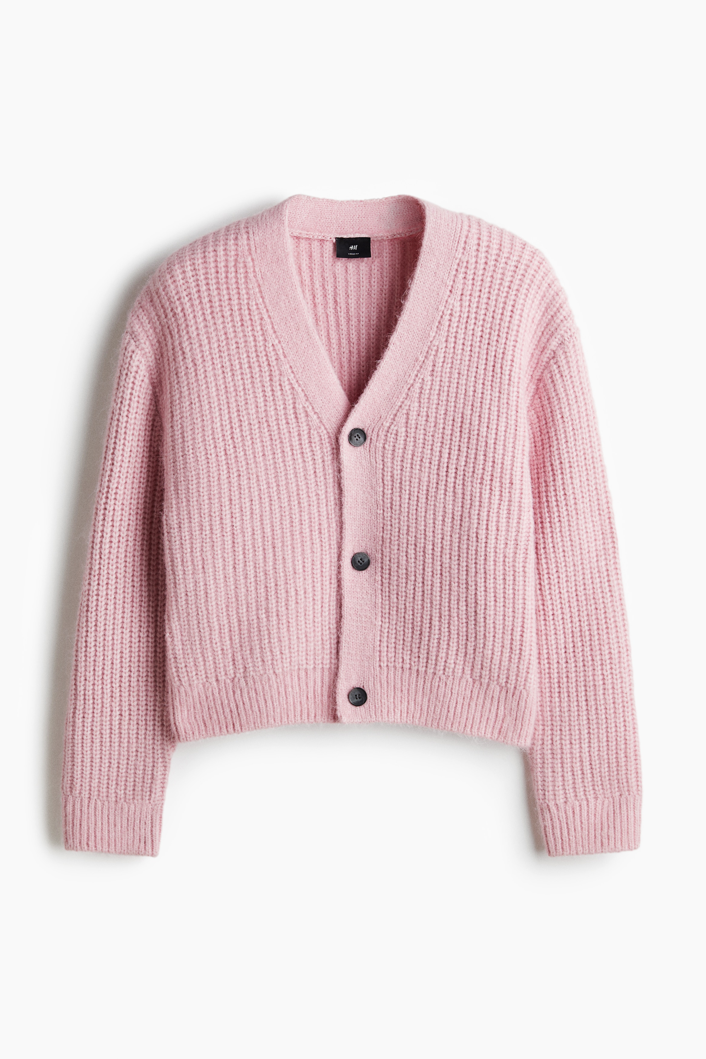 Cardigan in a soft rib knit containing some alpaca wool featuring a deep V-neck, buttons down the front and long sleeves. Loose fit for a generous but not oversized silhouette. 이미지