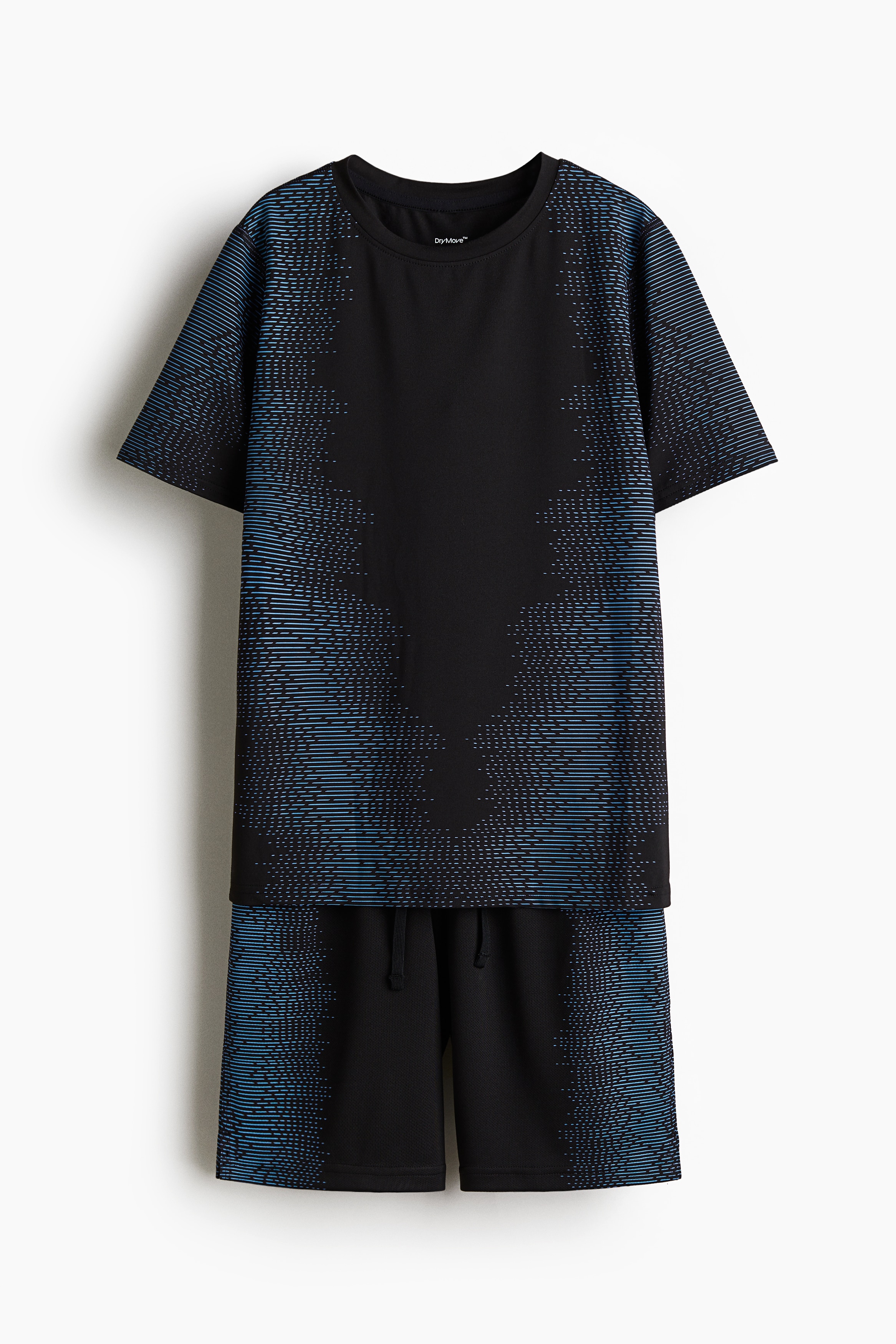 수분을 빠르게 흡수하여 편안하고 쾌적한 활동을 도와주는 기능성 DryMove™ 소재의 상하의 세트. 상의 - 저지 티셔츠. 쓸림 방지를 위해 솔기를 오버로크처리한 디자인. 하의 - 메쉬 반바지. 드로스트링이 있는 신축성 허릿단. 아랫단 트임. 이미지