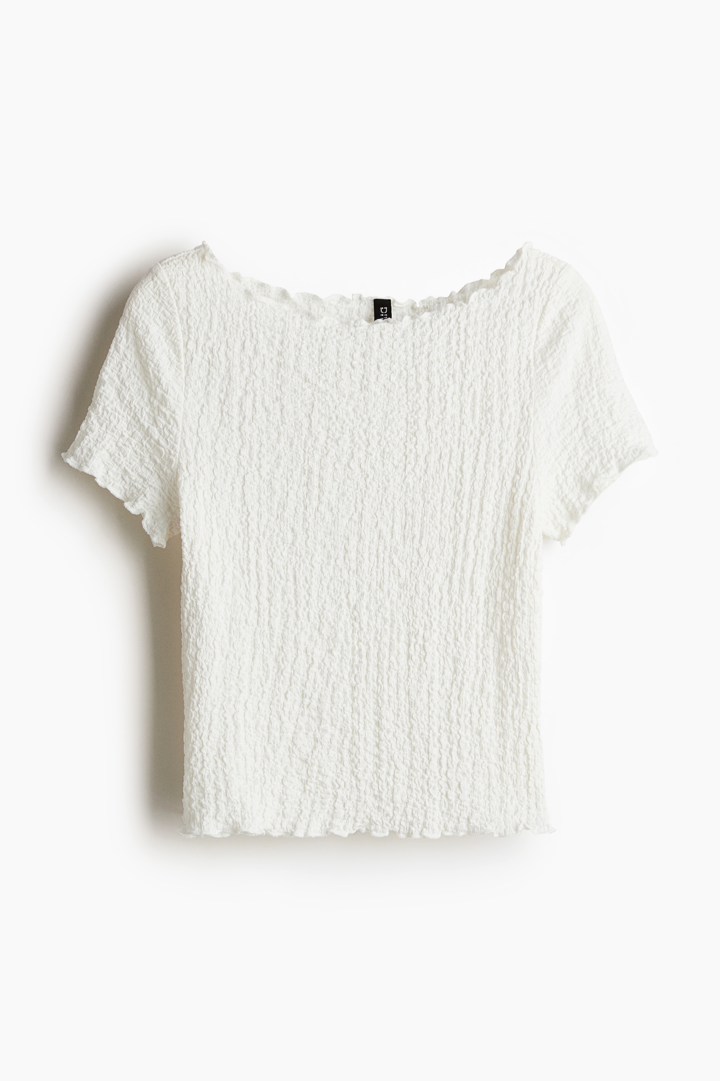 텍스처가 있는 저지 소재의 짧고 피트되는 티셔츠. 보트넥. 오버로크처리된 옷단. 이미지