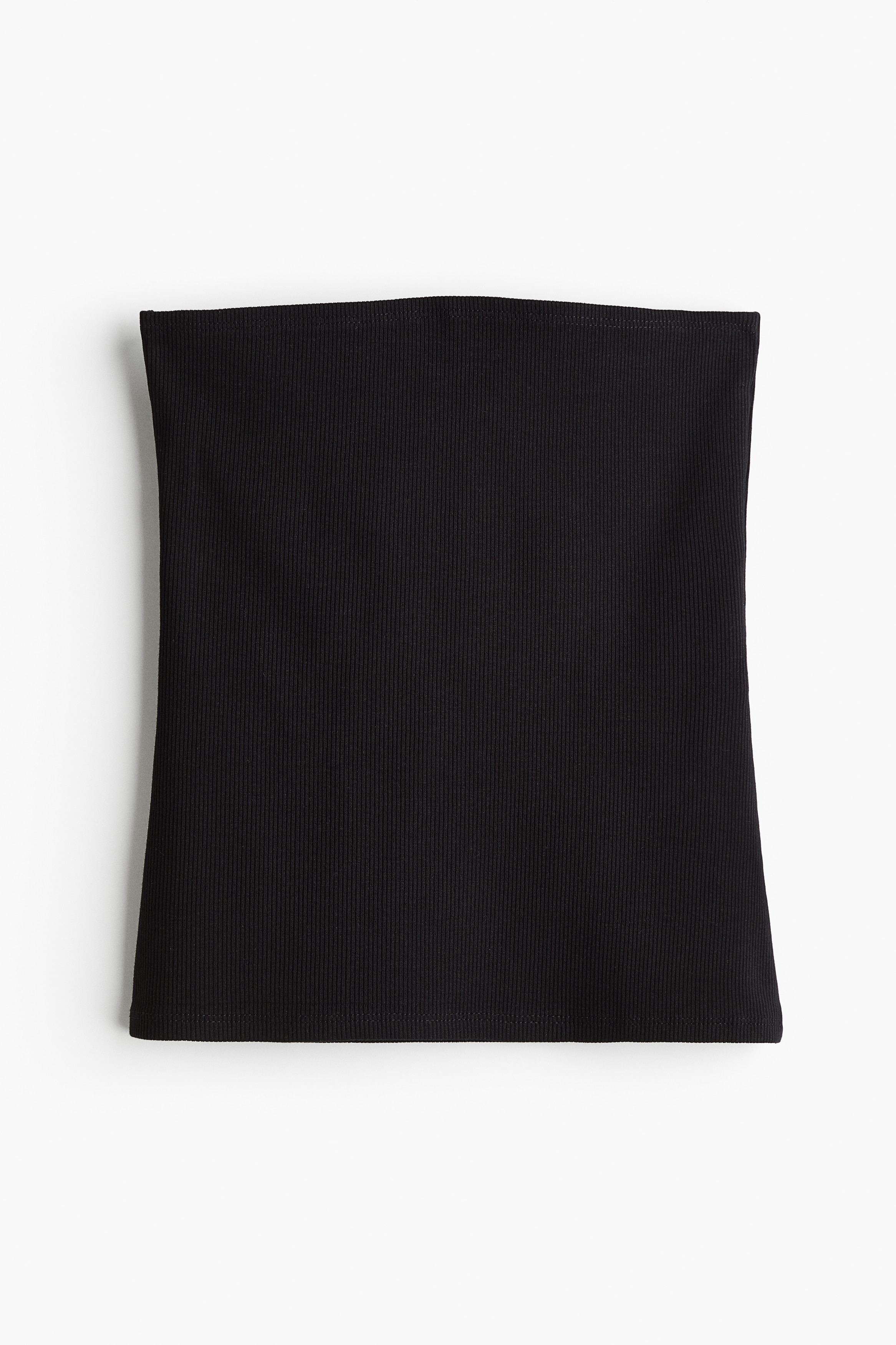 부드러운 리브드 코튼 저지 소재의 튜브 탑. 세미 크롭트 스타일. 이미지