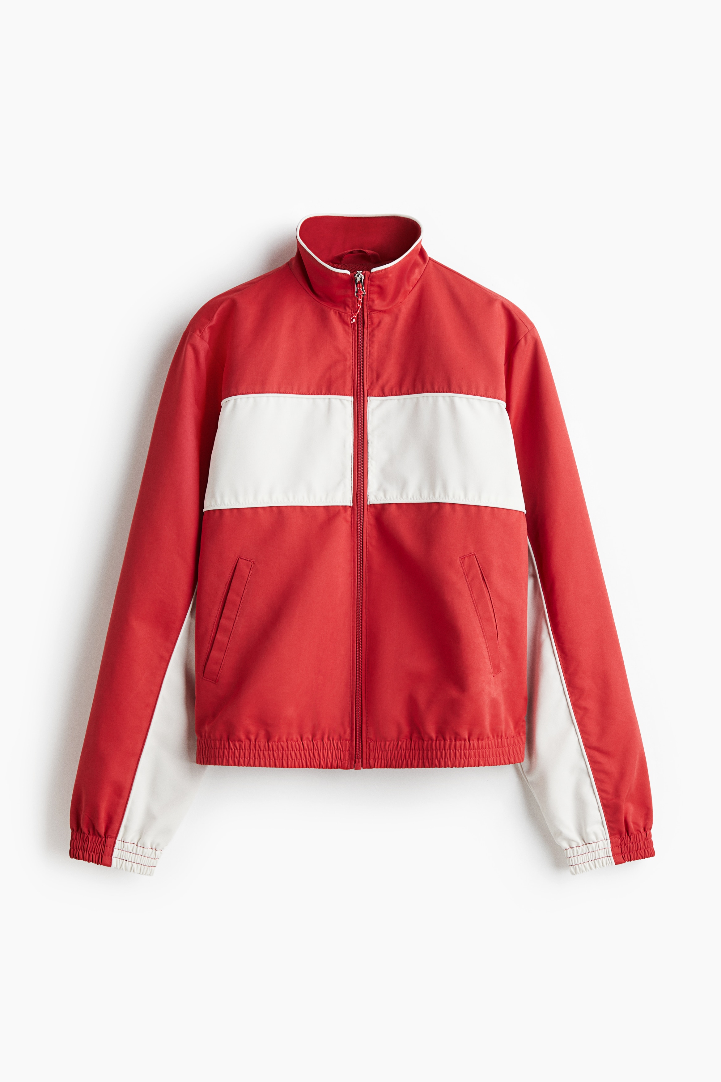 집업 스타일의 긴소매 트랙 재킷. 하이넥. 앞면 웰트포켓. 메쉬 안감 부착. 이미지