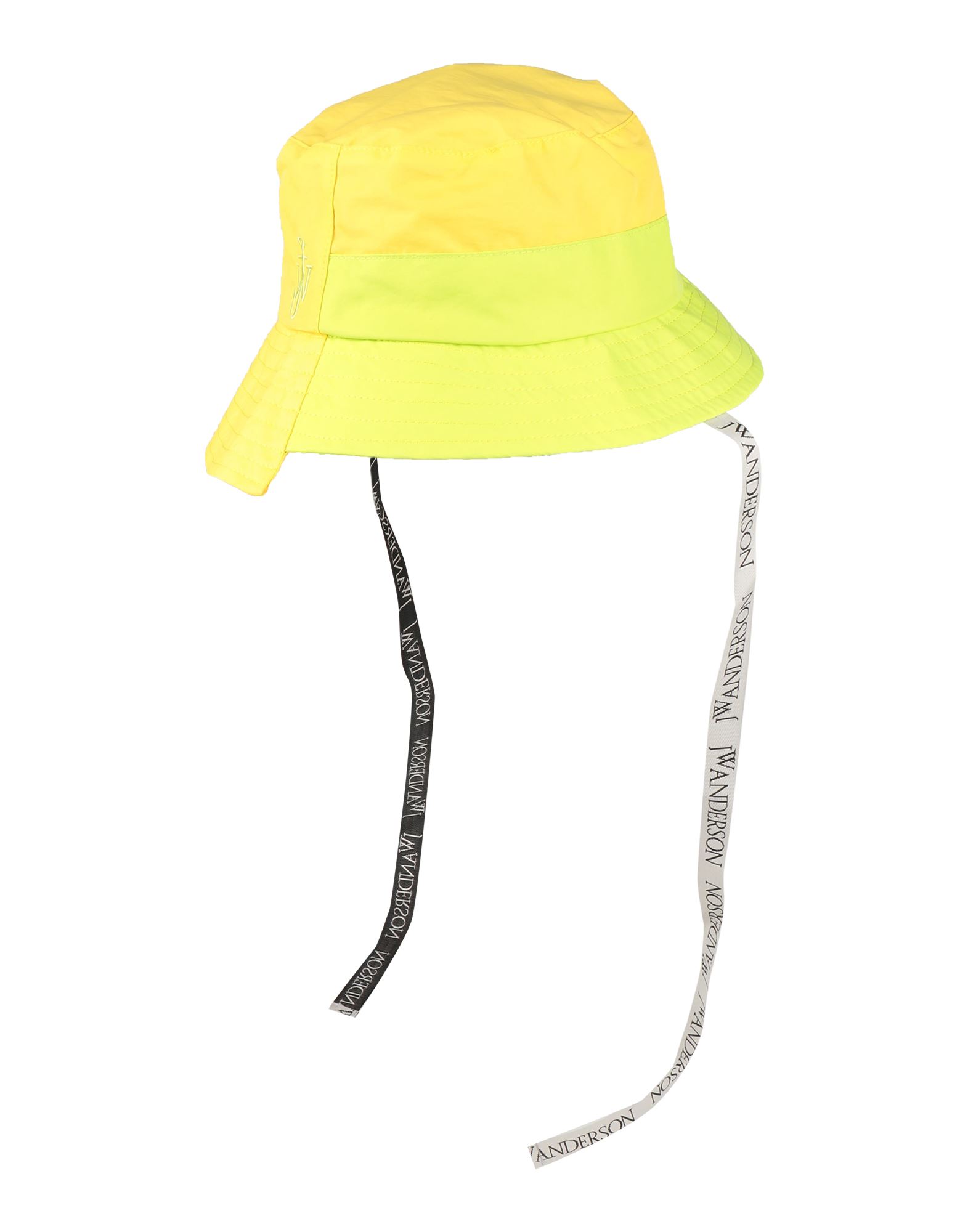 테크니컬 패브릭, 브랜드 로고, 투톤 패턴, 레이스업, 피셔맨 햇. 이미지