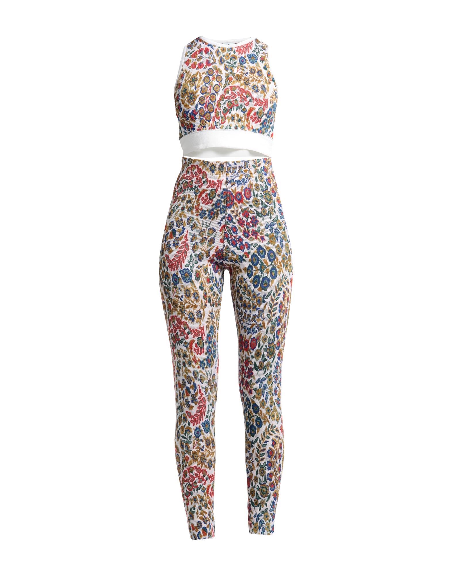 바지 세트, 자카드 니트, 라이트웨이트 니트, 플로럴 모티브, 장식 부착 없음, 크루넥, 슬리브리스, 안감없음, 포켓 없음, 드라이클리닝, 건조기 사용불가. 이미지