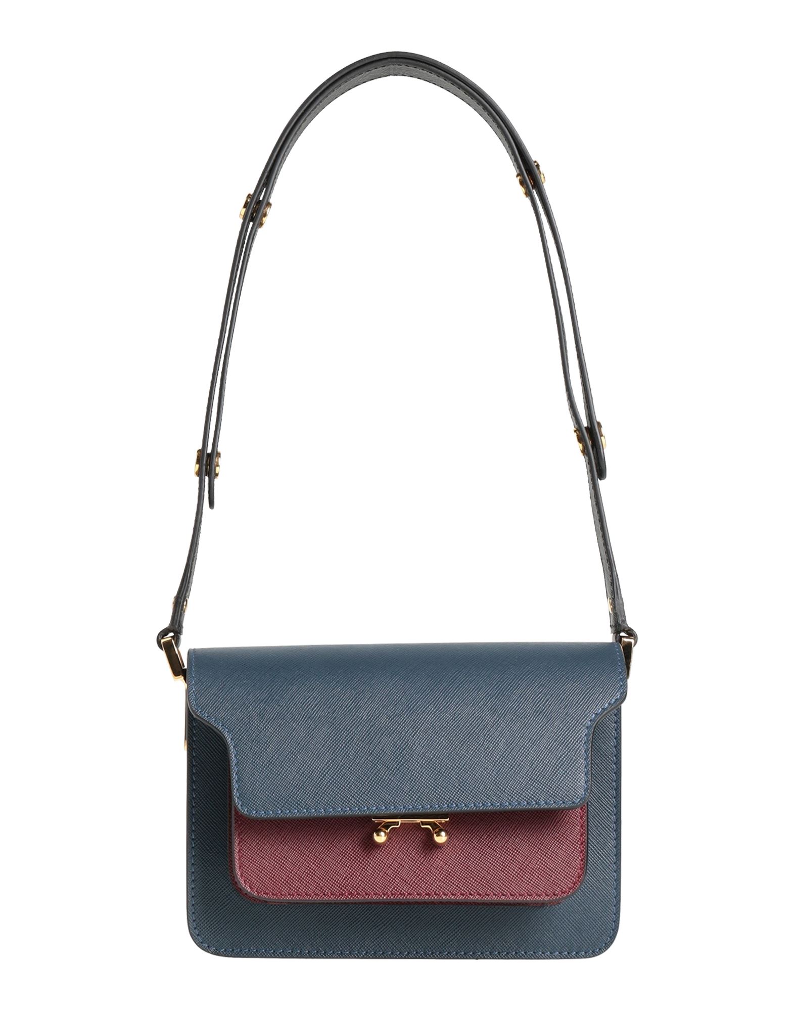 스몰, 브랜드 로고, 멀티컬러 패턴, 클래스프 클로져, 내부 지퍼 포켓, 외부 포켓, 가죽 스트랩, 데이타임, 동물성 비섬유 자재 함유, 플랩백. 이미지