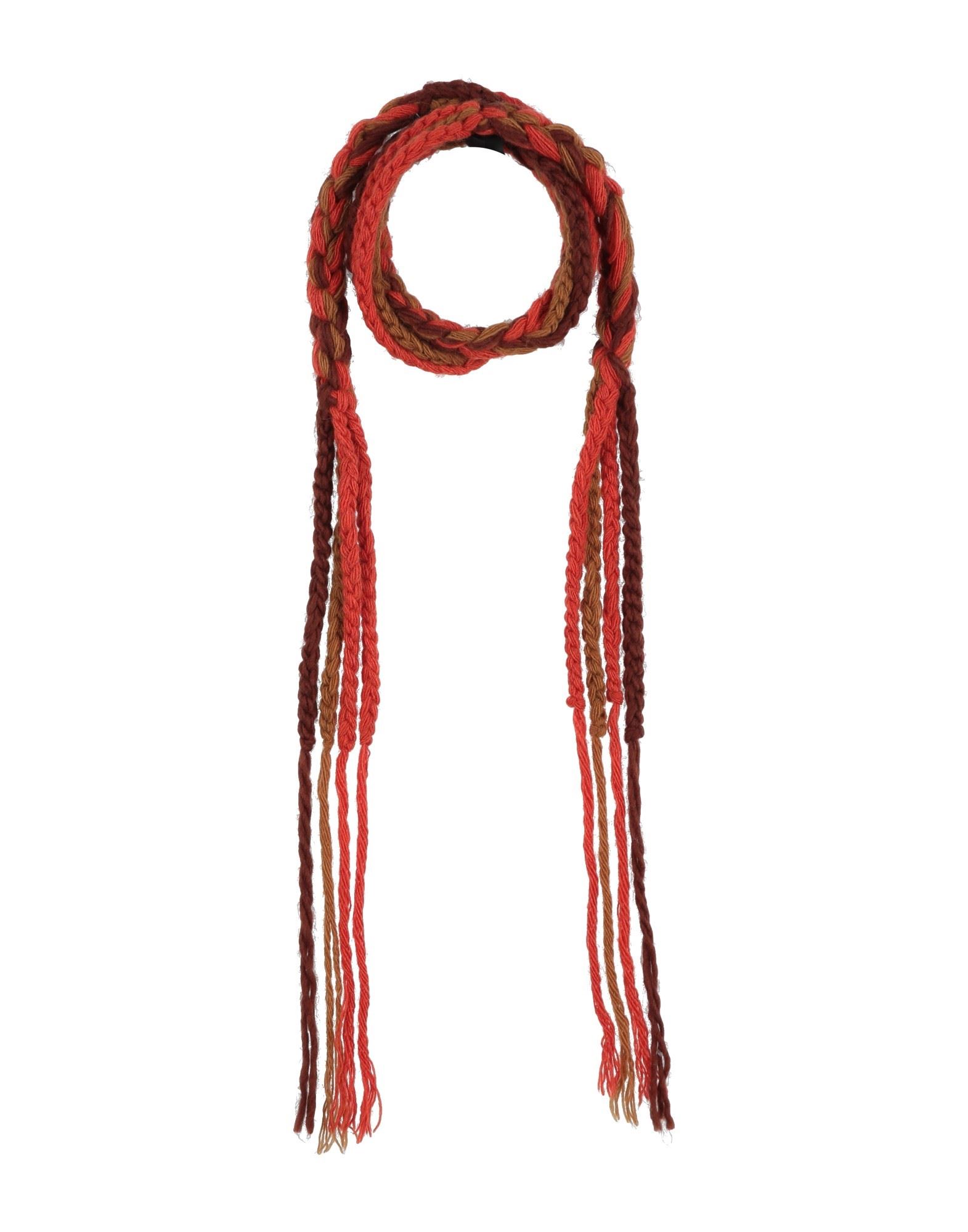 니트 소재, 헤비웨이트 니트, 장식 부착 없음, 멀티컬러 패턴, 스카프 & 머플러. 이미지