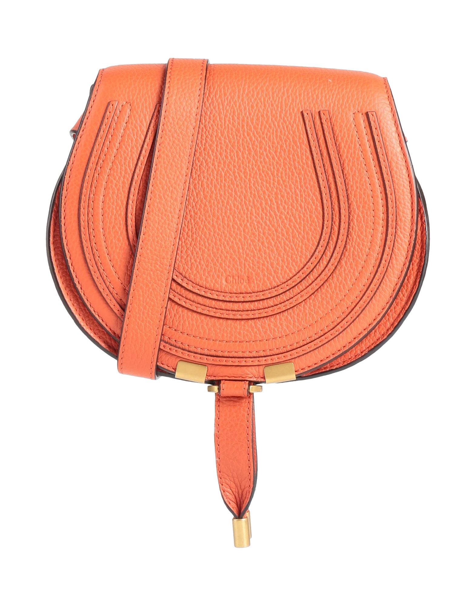 미디엄 스타일, 텍스쳐드 가죽, 브랜드 로고, 솔리드 컬러, 동물성 비섬유 자재 함유, 새들백. 이미지