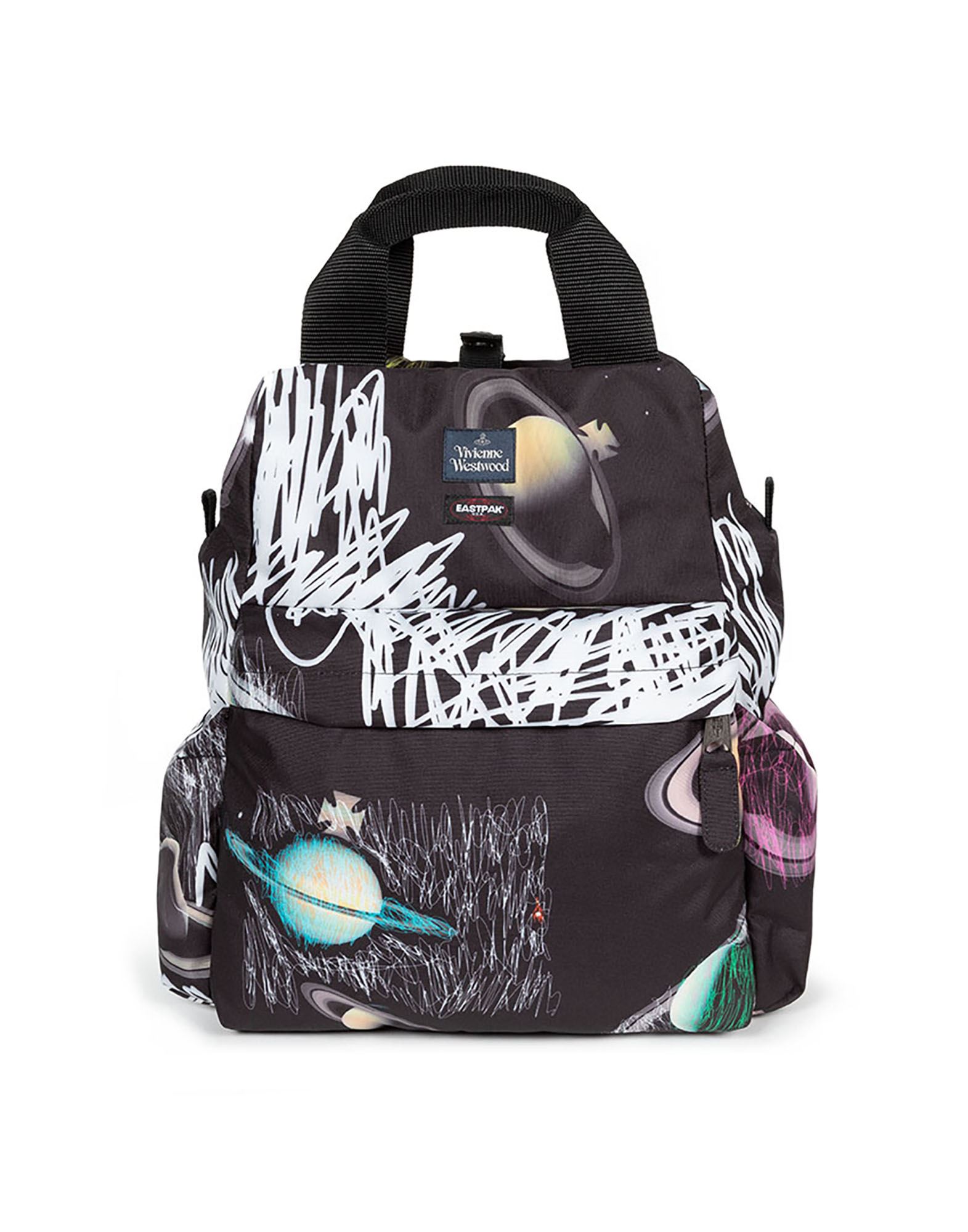 라지, 테크니컬 패브릭, 발수 소재, 브랜드 로고, 멀티컬러 패턴, 지퍼 클로저, 외부 포켓, 노트북 수납공간, 더블 핸들, 스터드 장식 바닥, 데이타임, 백팩. 이미지