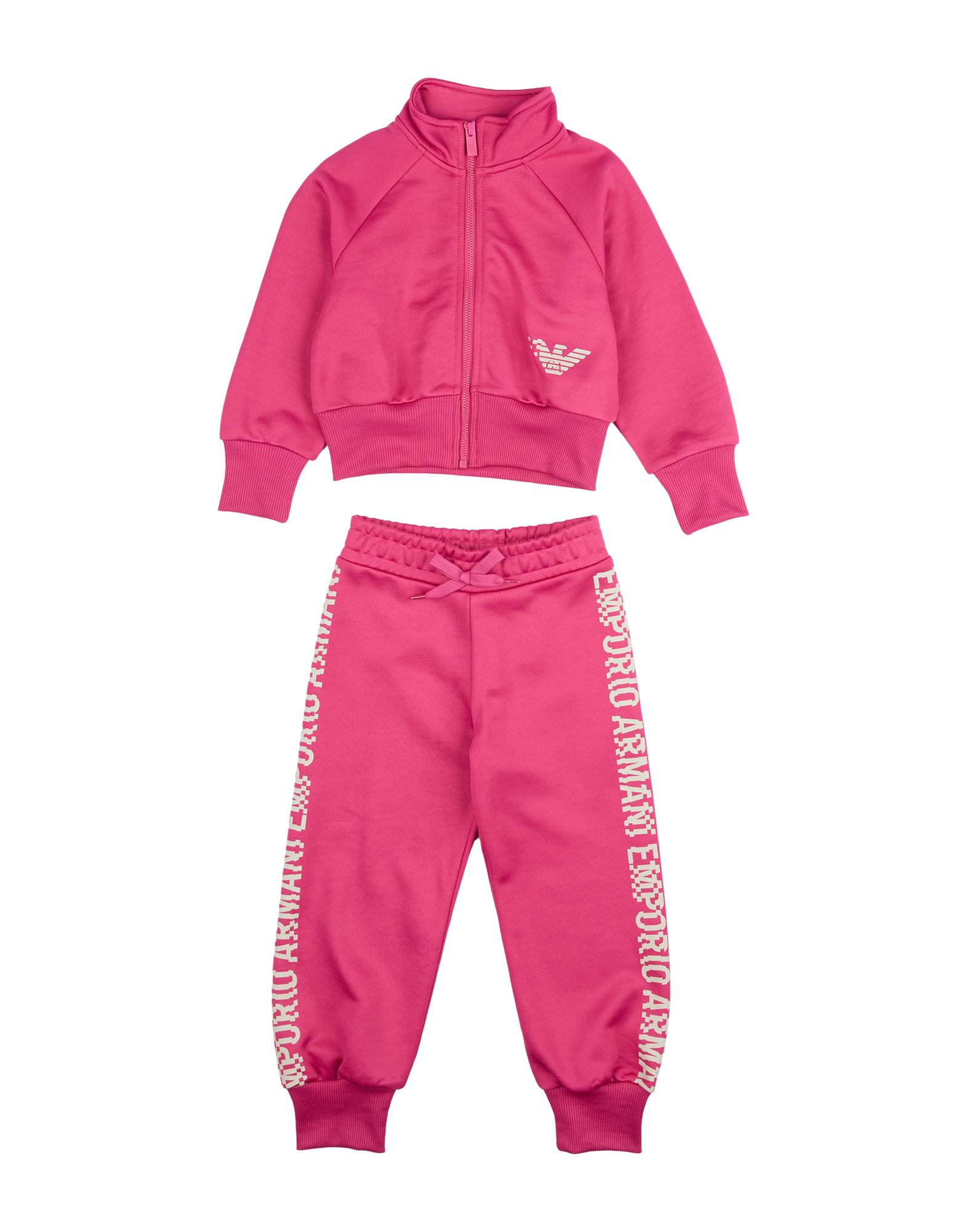 플리스, 프린트 디테일 솔리드 컬러, 브랜드 로고, 터틀넥, 롱 슬리브, 지퍼 여밈, 세탁기로 세탁, 표백 금지, 건조기 사용불가. 이미지