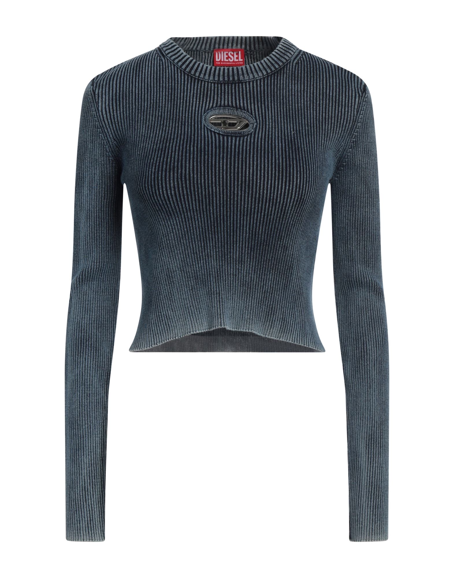 니트 소재, 리브(rib) 조직, 바랜 효과, 라이트웨이트 니트, 솔리드 컬러, 브랜드 로고, 크루넥, 롱 슬리브, 손세탁 또는 드라이클리닝, 표백 금지, 건조기 사용불가. 이미지