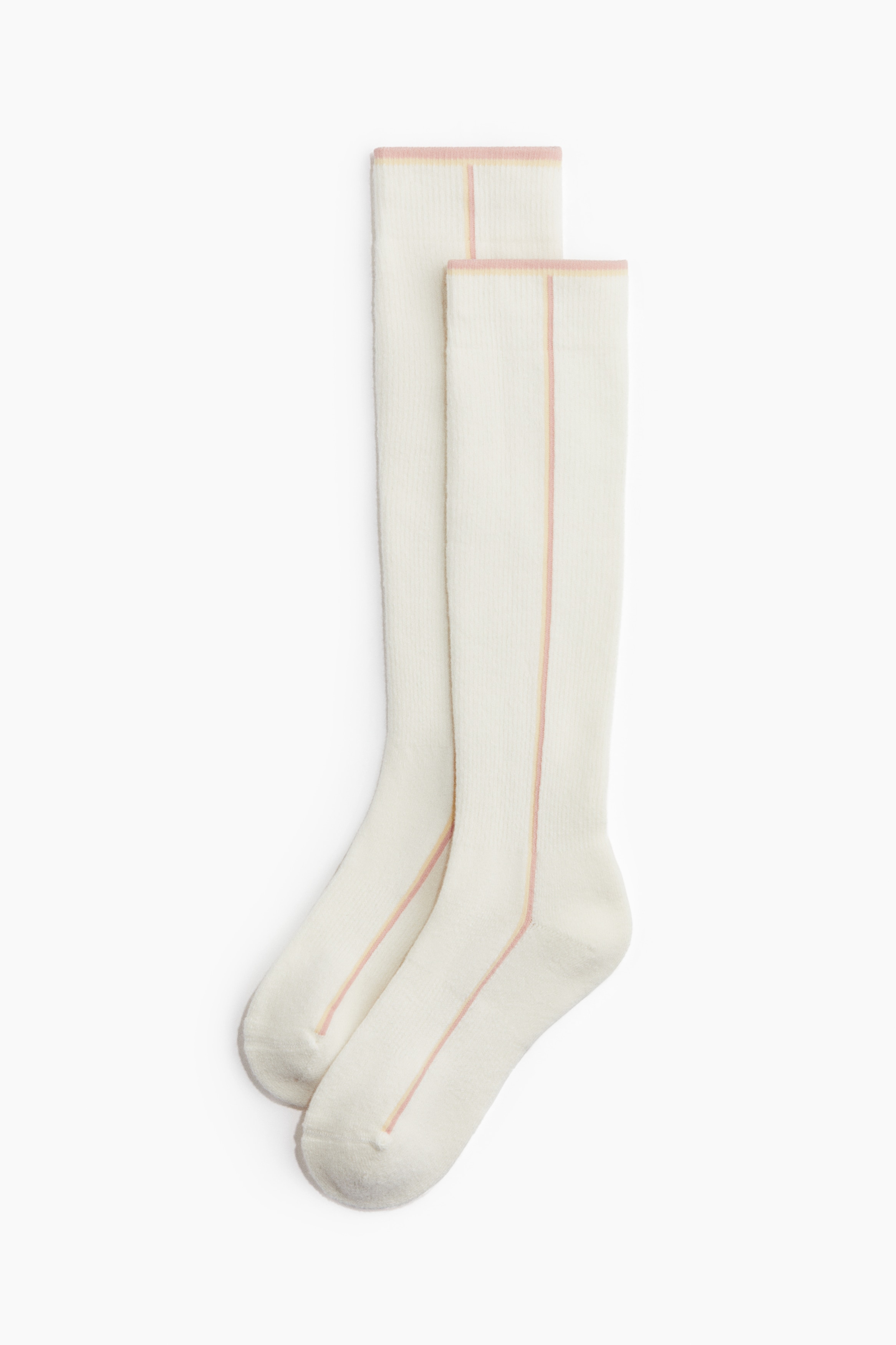 Ski socks in a warm wool blend with high shafts and elasticated tops. 이미지1