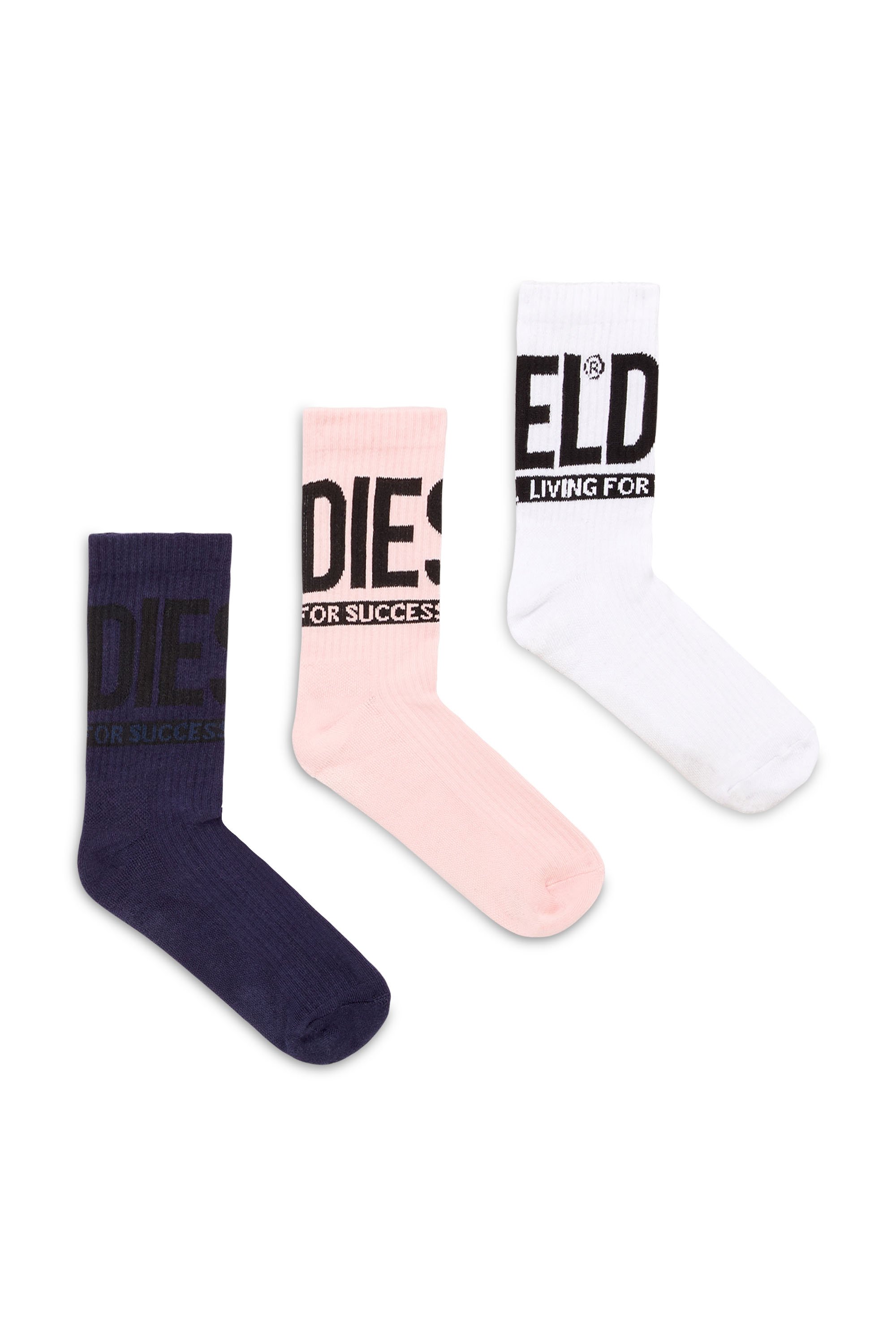 Three-pack of men's crew socks crafted from a blend rich in organic cotton. Each pair has thick, cushioned terry soles and ribbed cuffs jacquard-knitted with the Diesel For Successful Living logo. Set of 3 이미지