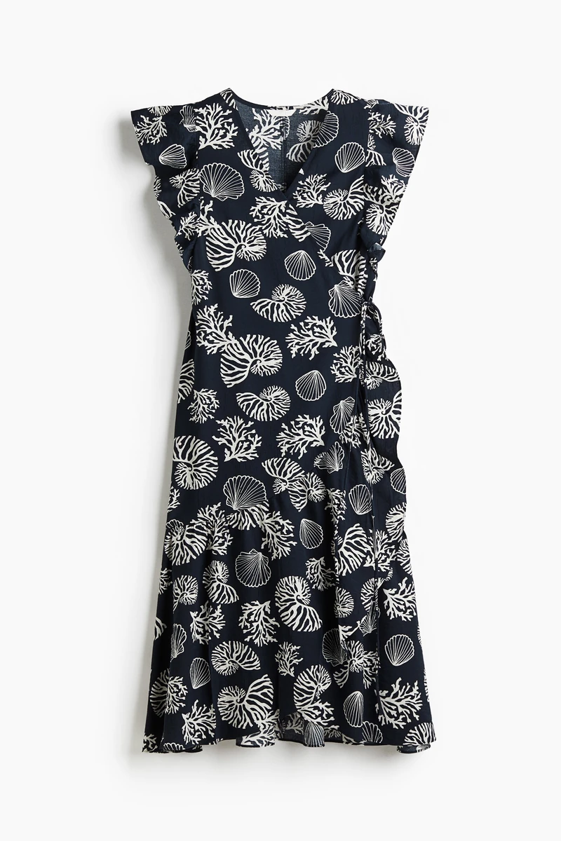 Calf-length dress in a crinkled weave with an all-over print. Deep V-neckline and a wrapover front with internal ties at one side and spaghetti ties around the waist. Flutter sleeves and a flounced skirt. Unlined. 이미지1