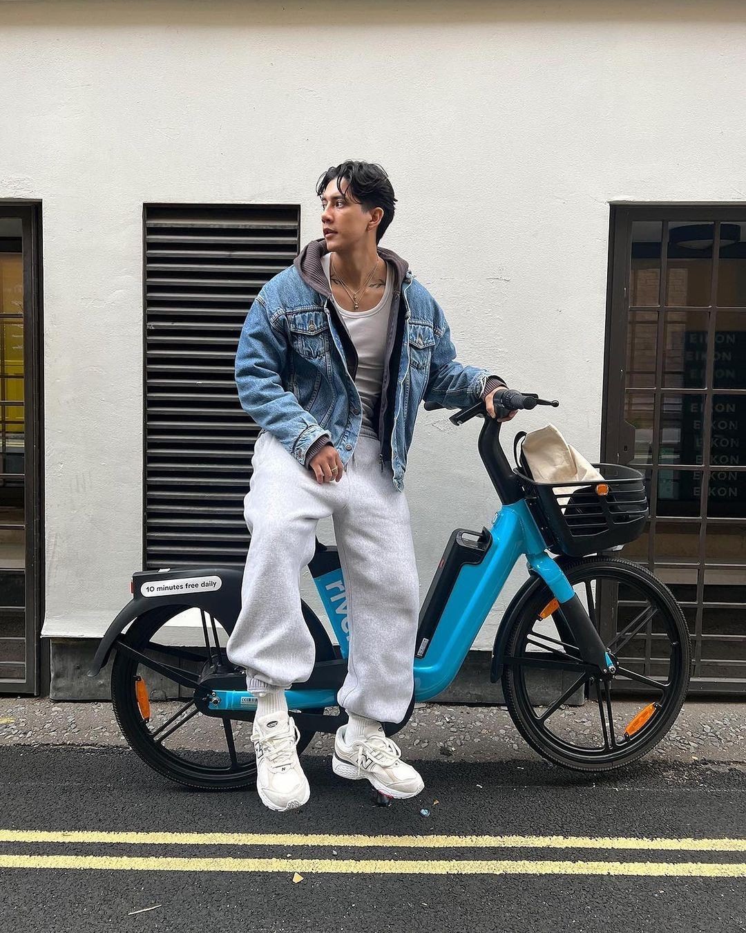 비 올 때는 조거 팬츠🌧️⁠ 이미지