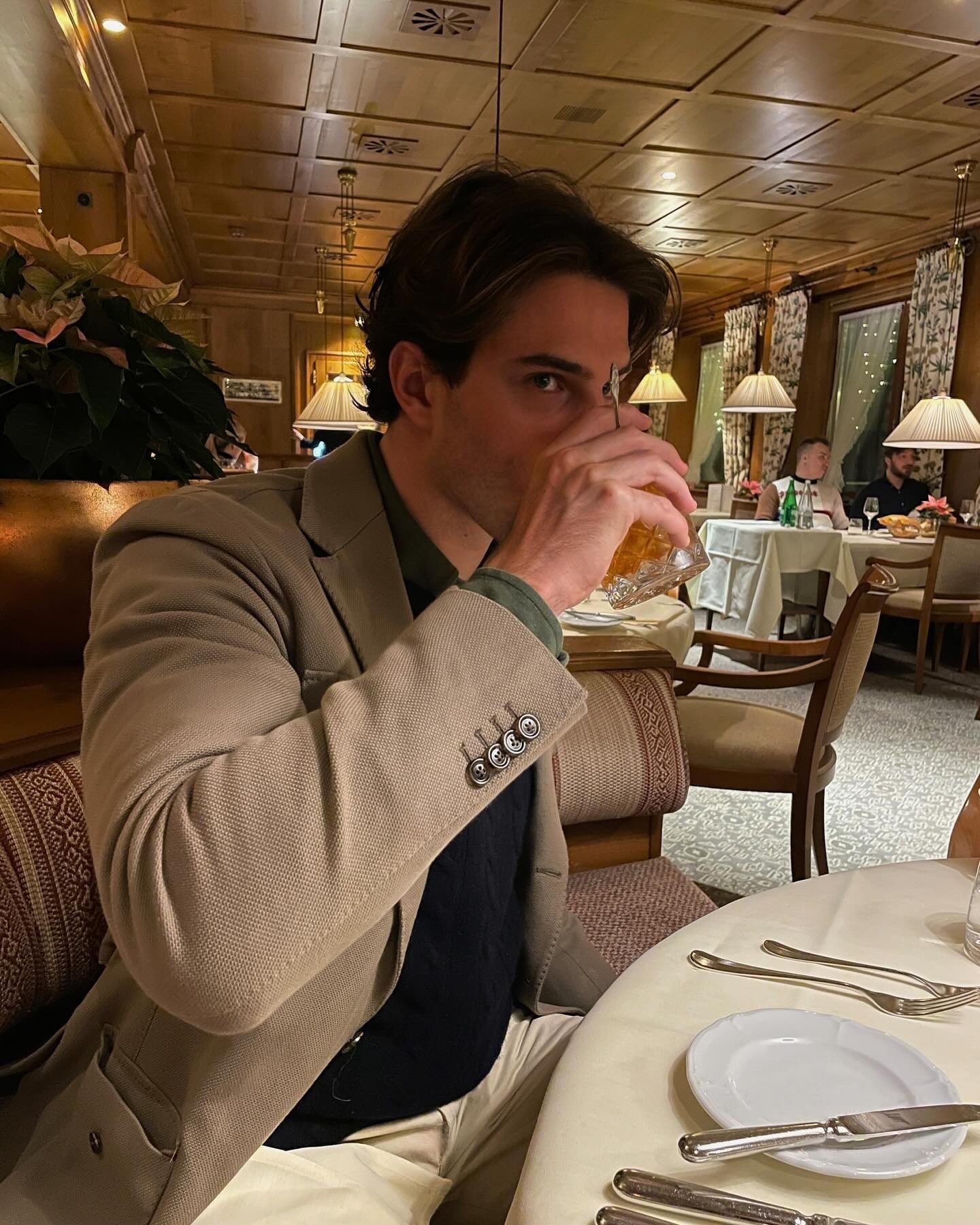 불금 우리 모습 유출ㄷㄷ🍷⁠ 이미지3