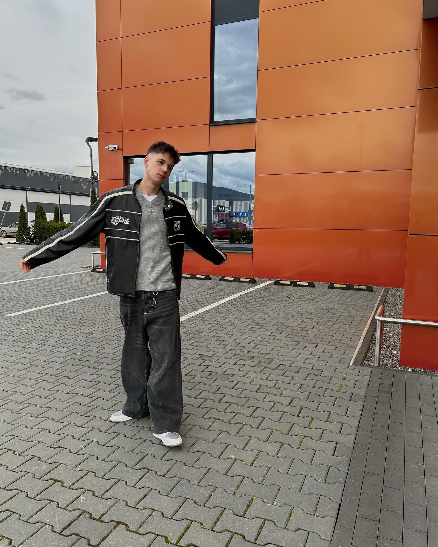 오늘은 모터자켓 가볼까 🏁⁠ 이미지6