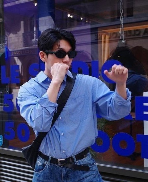 블루셔츠 딱 대기👔 이미지