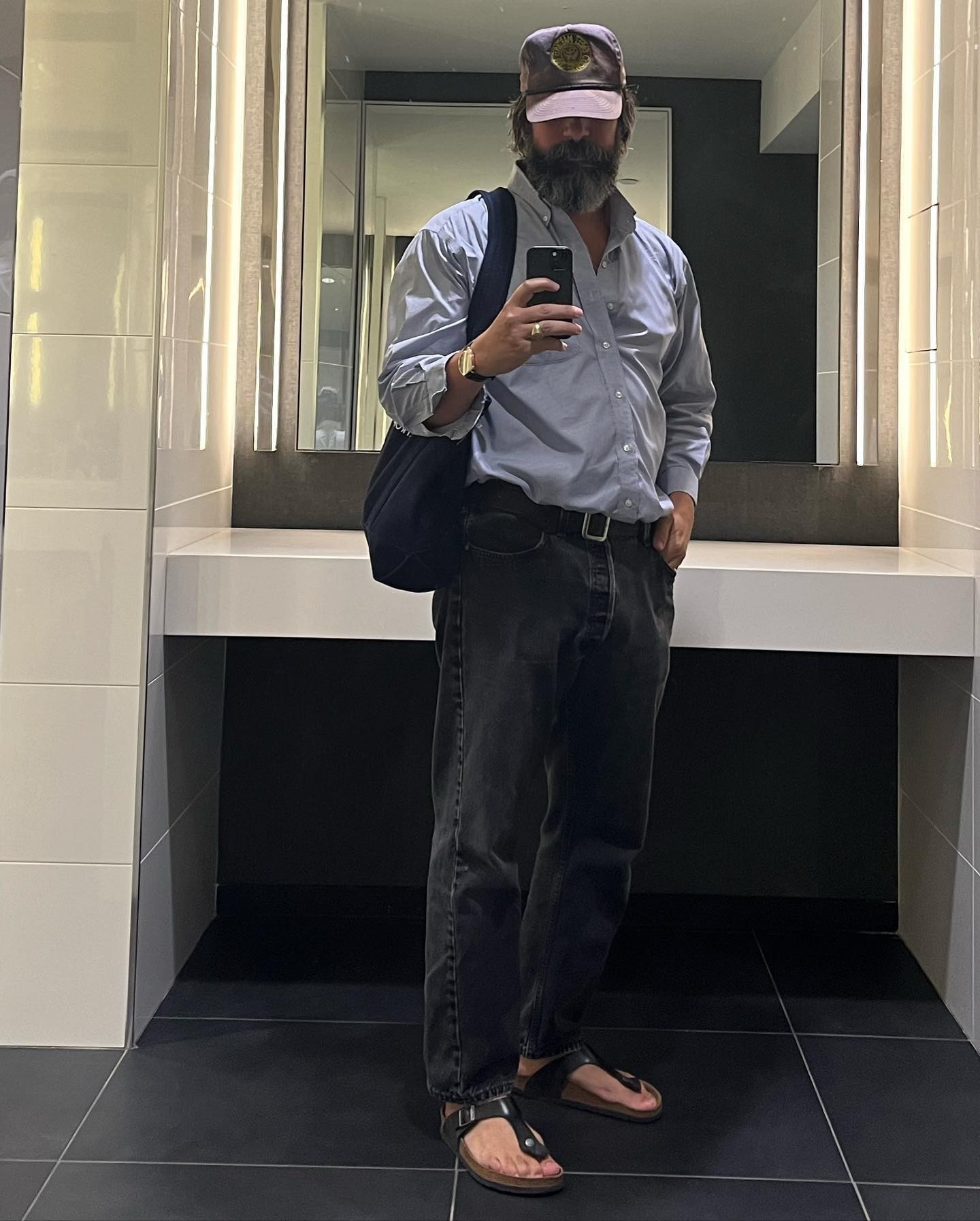 옷 잘입는 수염아저씨 델룩🧔🏻⁠ 이미지5