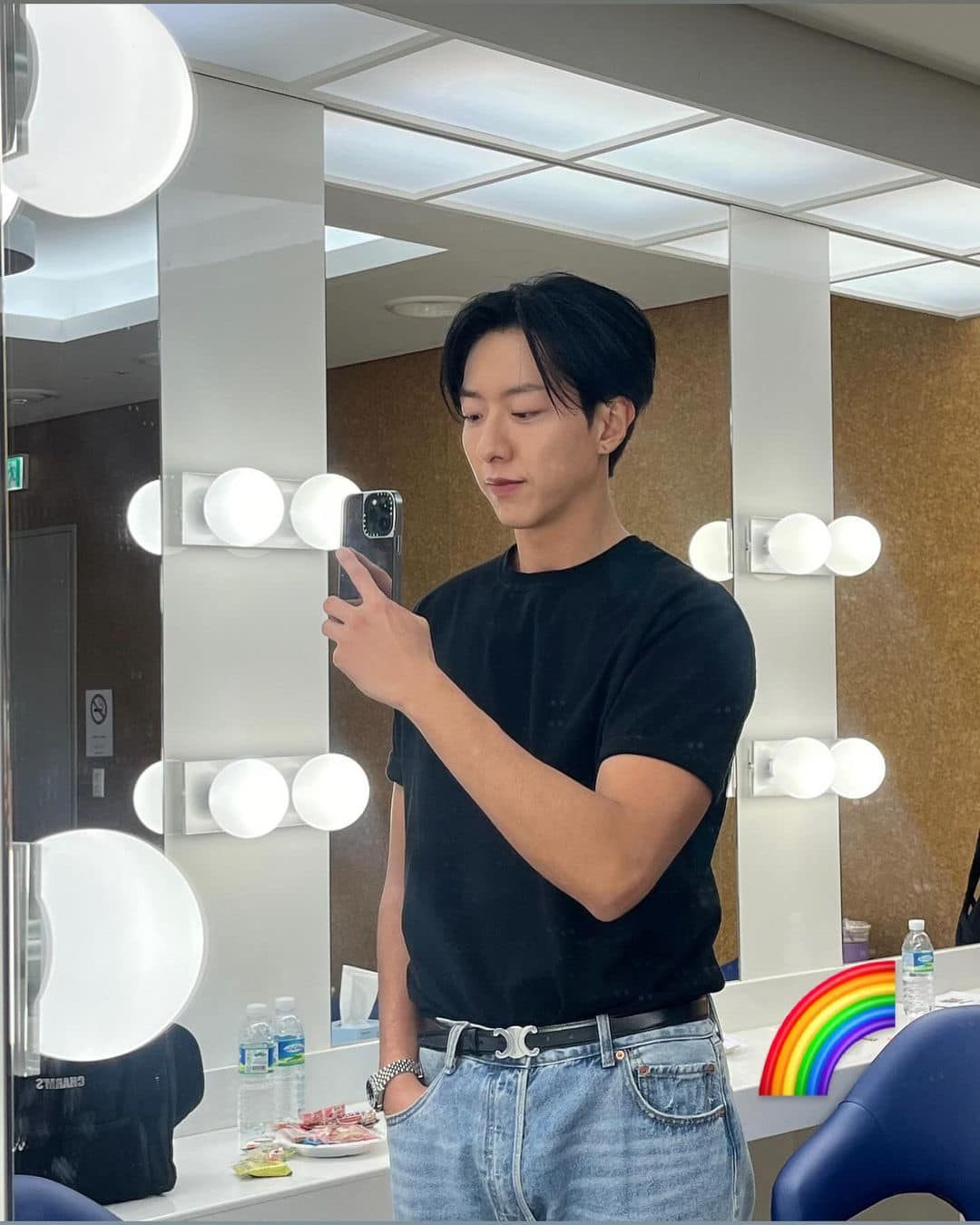 운동자극하는 씨엔블루 형님덜🎸🥁 이미지