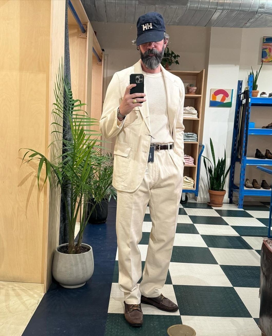 옷 잘입는 수염아저씨 델룩🧔🏻⁠ 이미지8