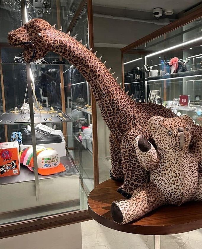 포스 넘치는 크롬하츠 공룡🦕 이미지5