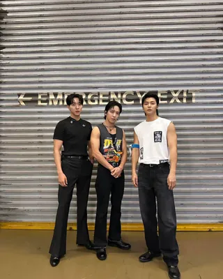 운동자극하는 씨엔블루 형님덜🎸🥁 이미지