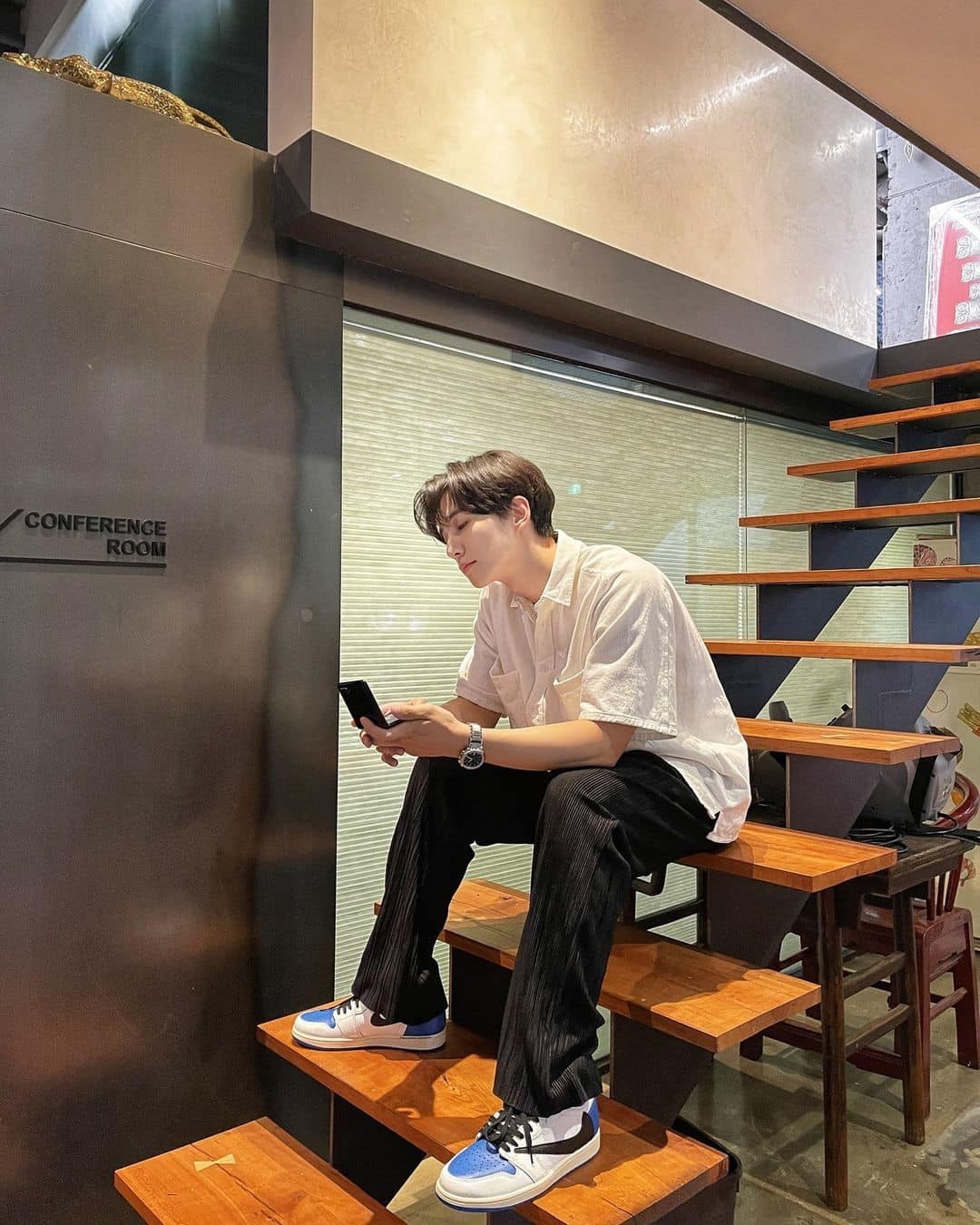 날 풀릴수록 땡기는 스캇조던🔥⁠ 이미지6
