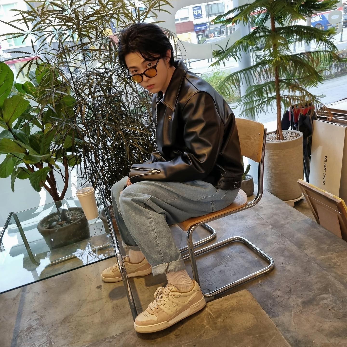 막 걸쳐도 예쁜 레더자켓🧛🏿⁠ 이미지