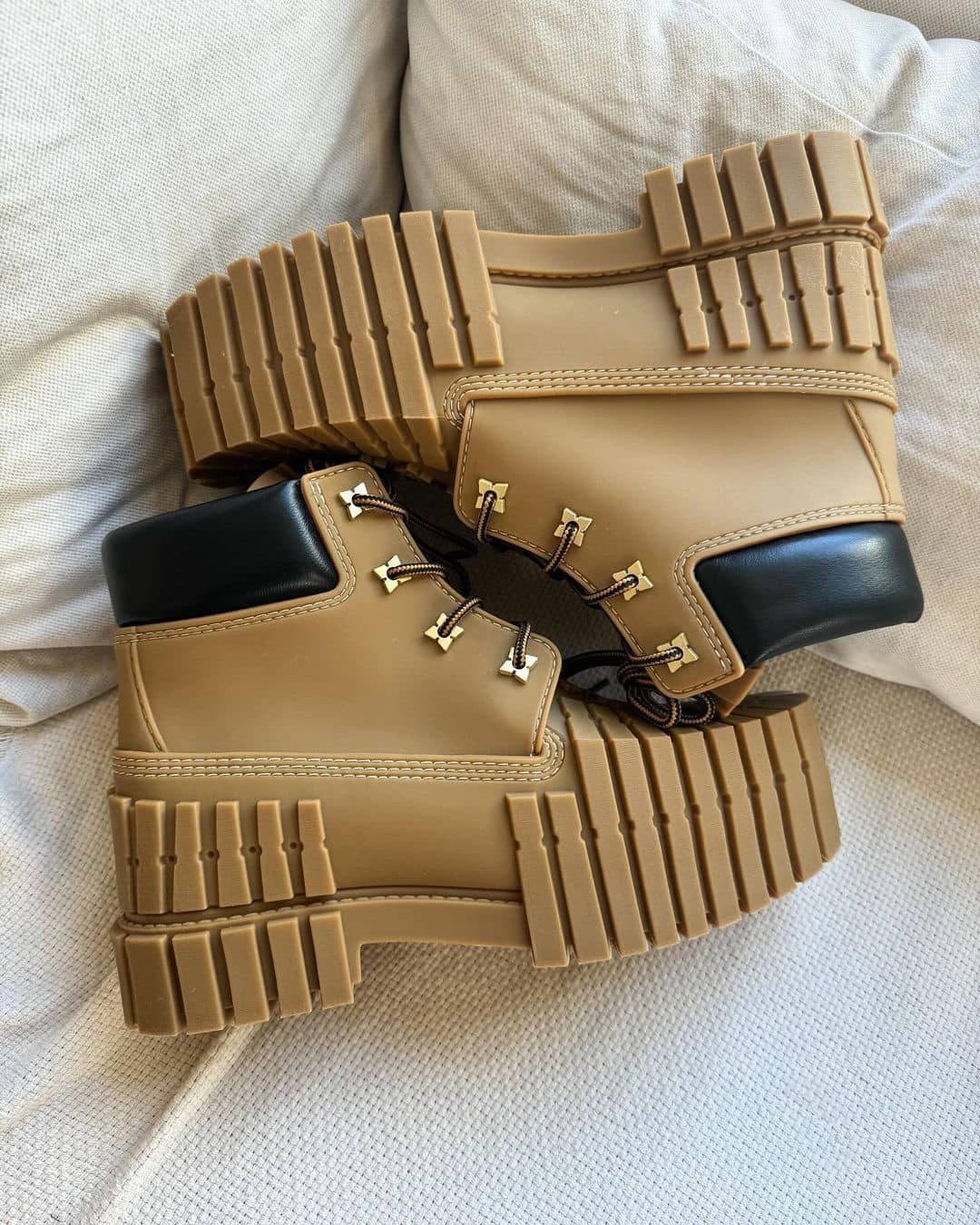 팀버 X LV 패러디한 미스치프🥾🎨⁠ 이미지7