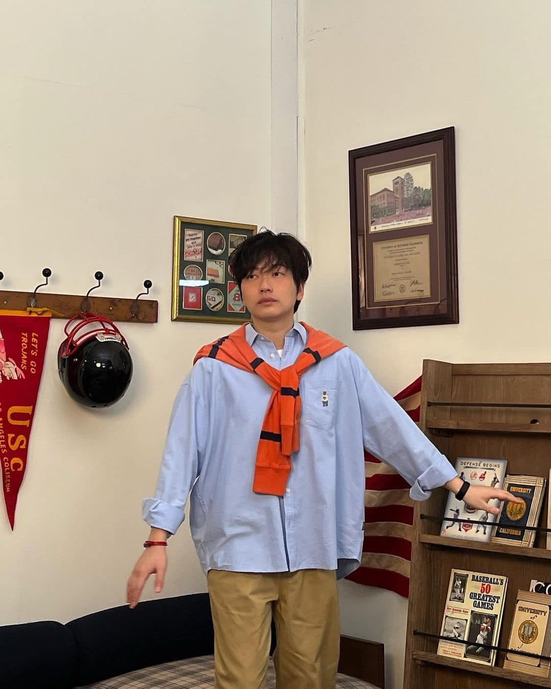 낮엔 어깨에 걸쳐야됨☀️⁠ 이미지