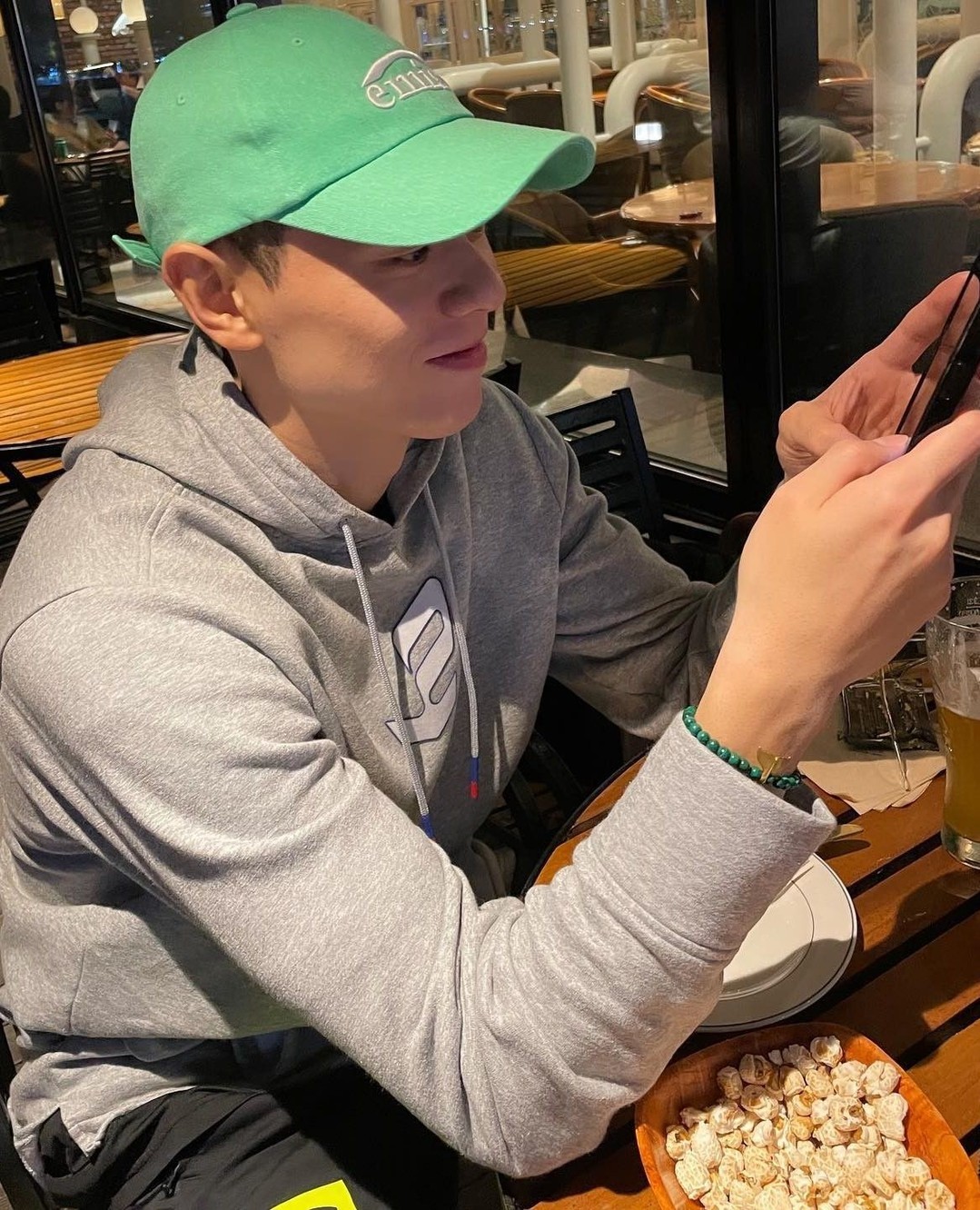 볼캡이 착붙인 관희햄🏀⁠ 이미지