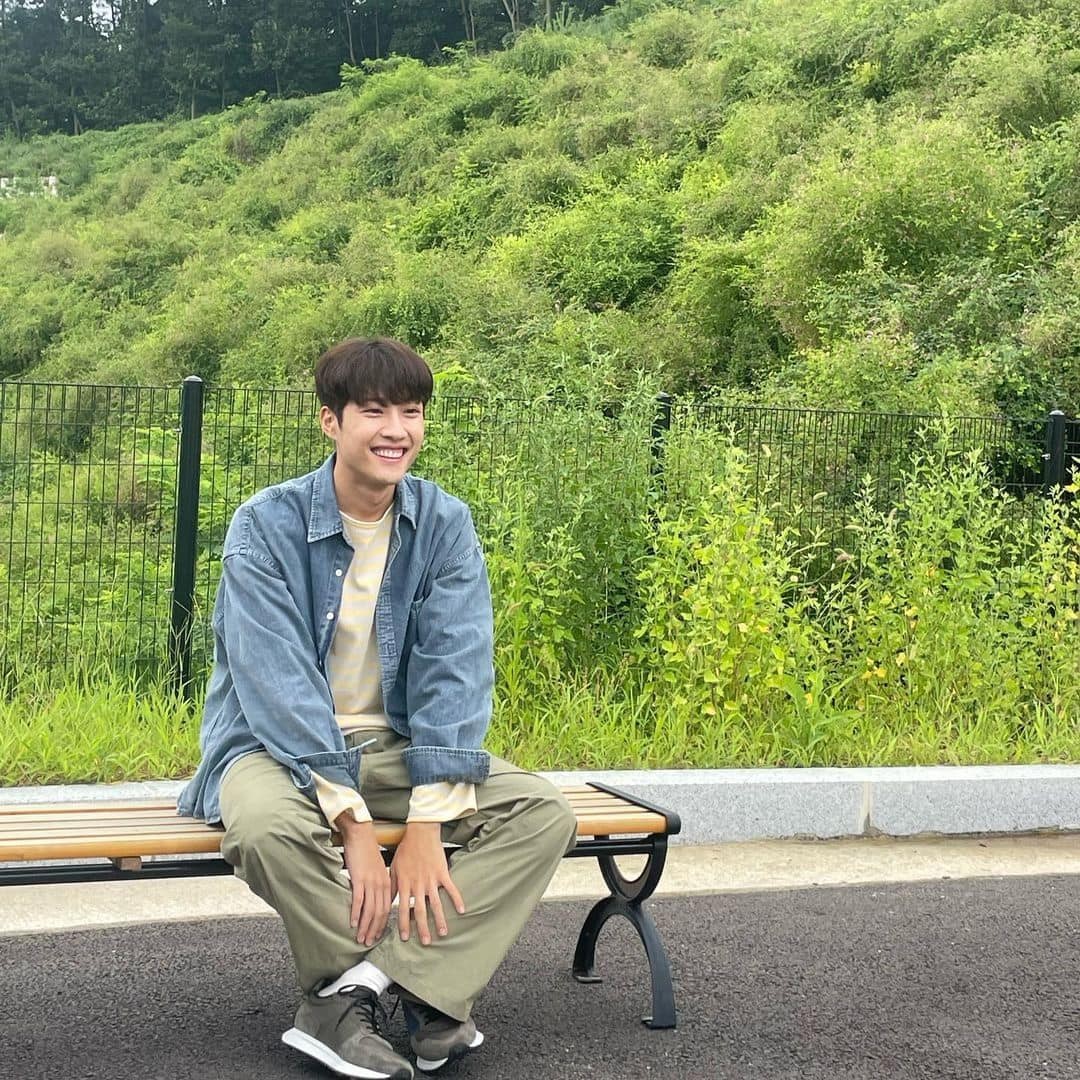 셔츠는 오픈하고 입는 맛👔⁠ 이미지9