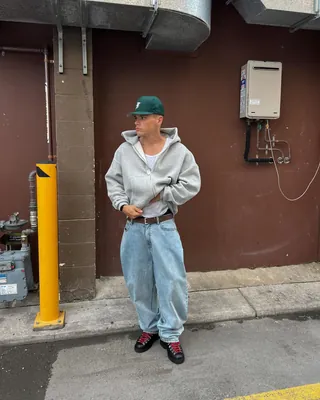후드집업이면 봄 스트릿 끝🎠⁠ 이미지