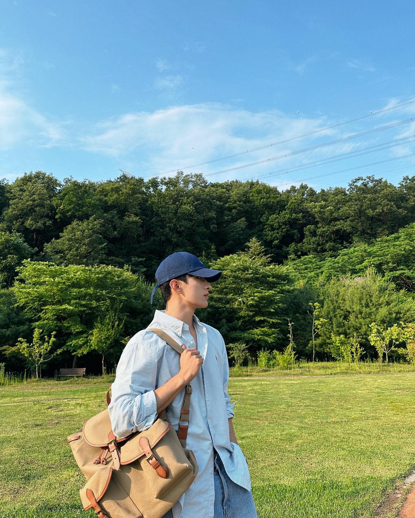 시원하게🏄‍♂️블루 스트라이프 셔츠 이미지3