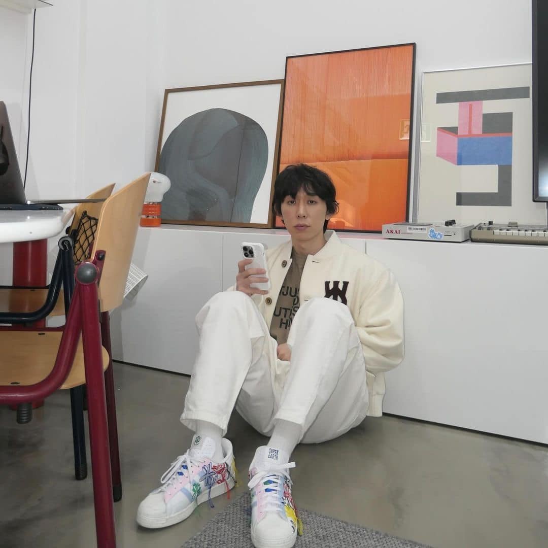 맑을 땐 흰바지로 고☀️⁠ 이미지6